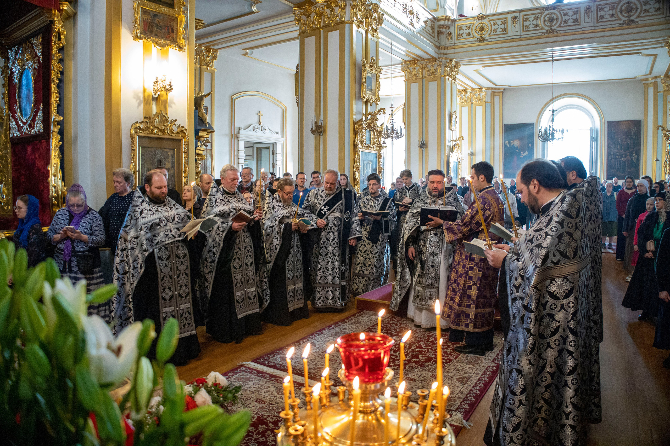 ЧИН ПОГРЕБЕНИЯ СПАСИТЕЛЯ. НИКОЛО-БОГОЯВЛЕНСКИЙ МОРСКОЙ СОБОР