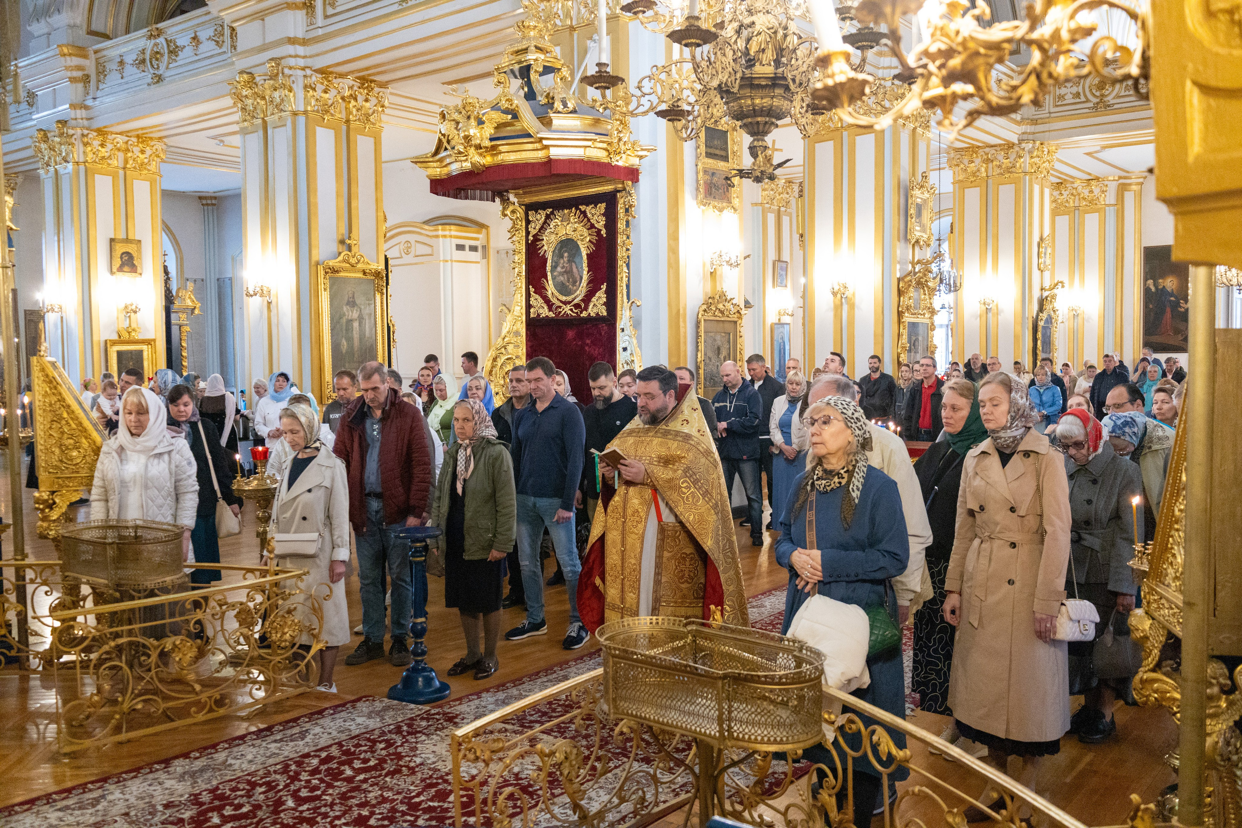 НЕДЕЛЯ 3-Я ПО ПЯТИДЕСЯТНИЦЕ. ВСЕХ СВЯТЫХ САНКТ-ПЕТЕРБУРГСКОЙ МИТРОПОЛИИ. НИКОЛО-БОГОЯВЛЕНСКИЙ МОРСКОЙ СОБОР