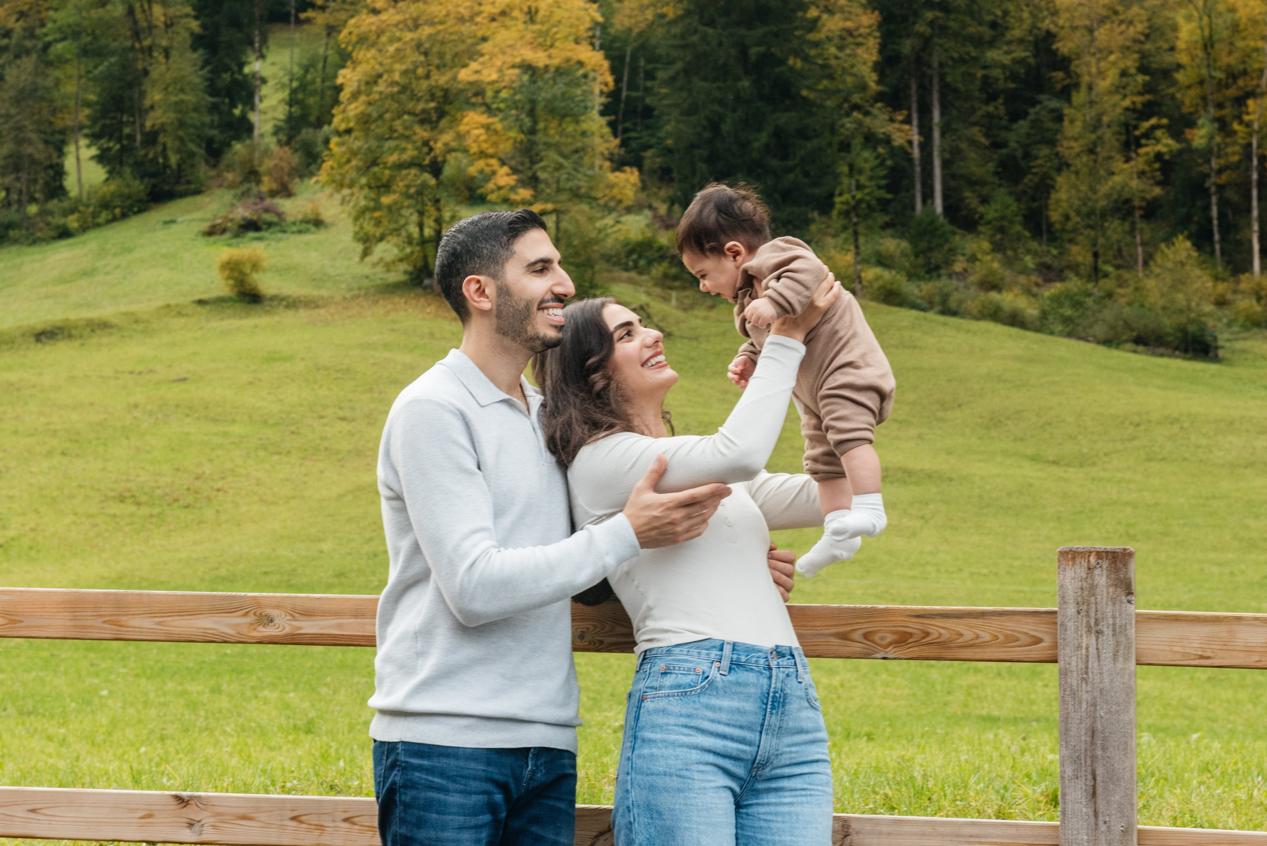 Ruby, Elie and Leo (Lauterbrunnen, Suisse). Photographe en Suisse et en Europe Anna Alekseenko