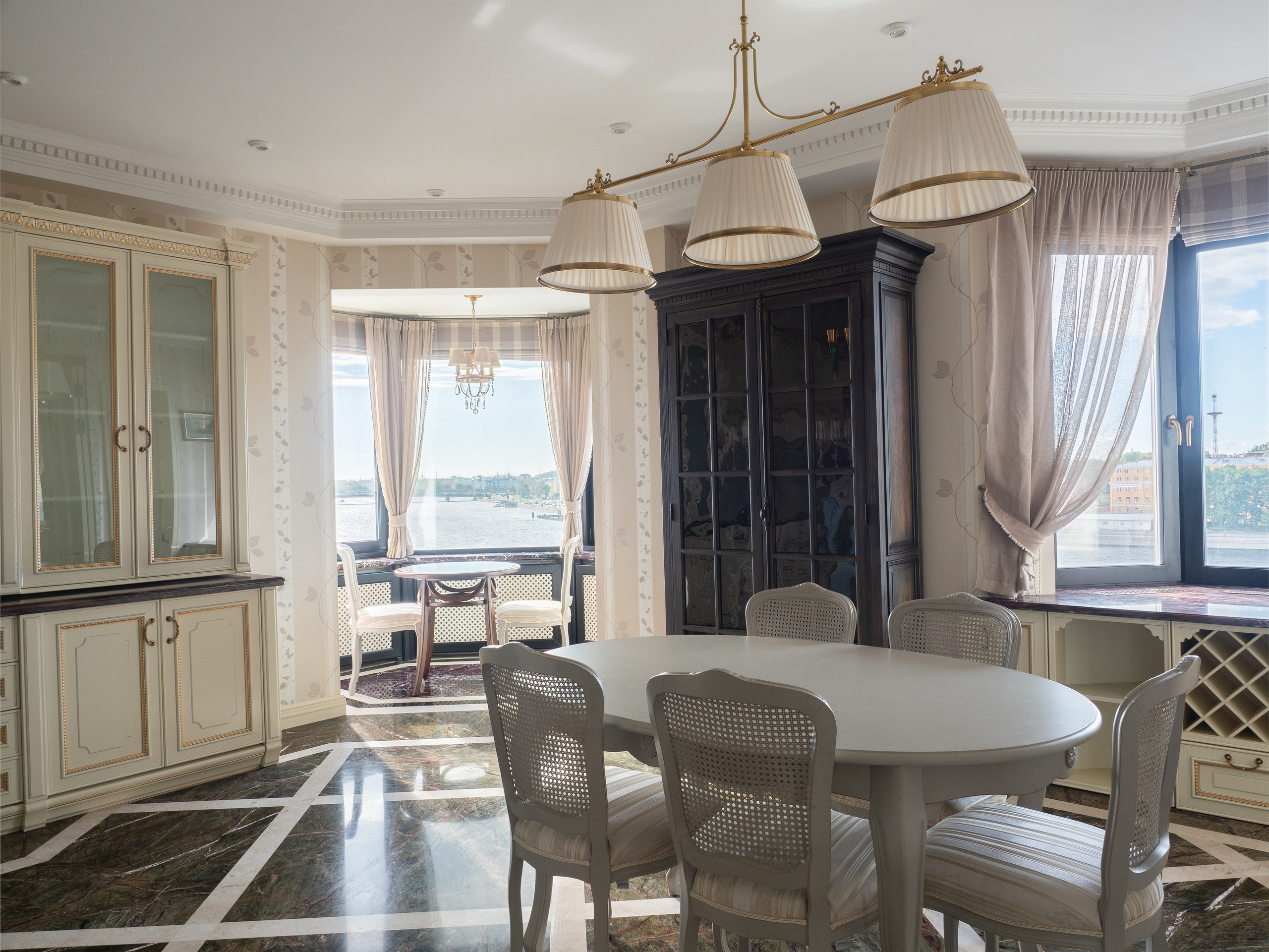 Дом на Воскресенской набережной. Сидоров Артем