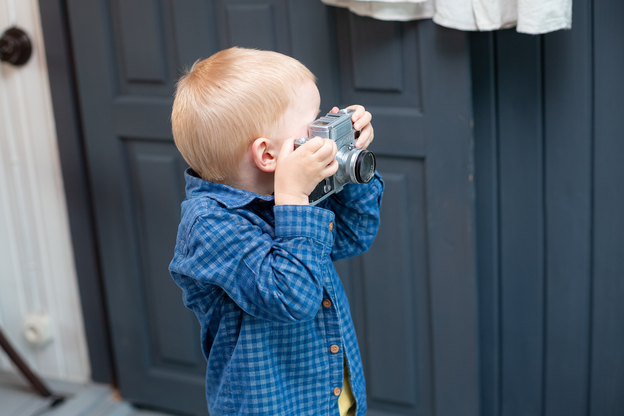 Цветущие яблони. Олеся, Юра и Федя. Семейный и детский фотограф Комина Елена, Власиха, Одинцово