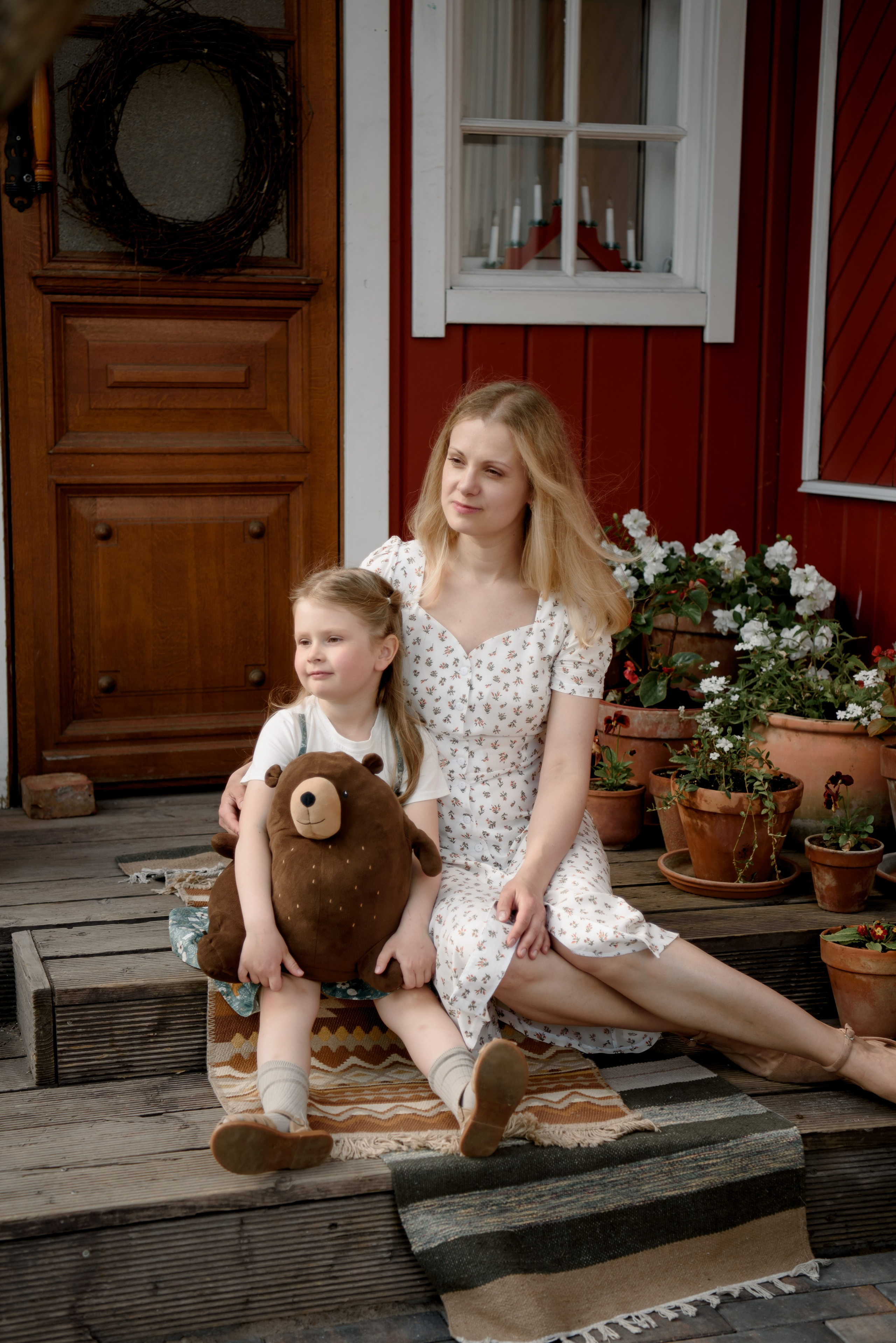 Ирина и Кира «Леона Дача». Свадебный и семейный фотограф в Санкт-Петербурге Елена Шурманова