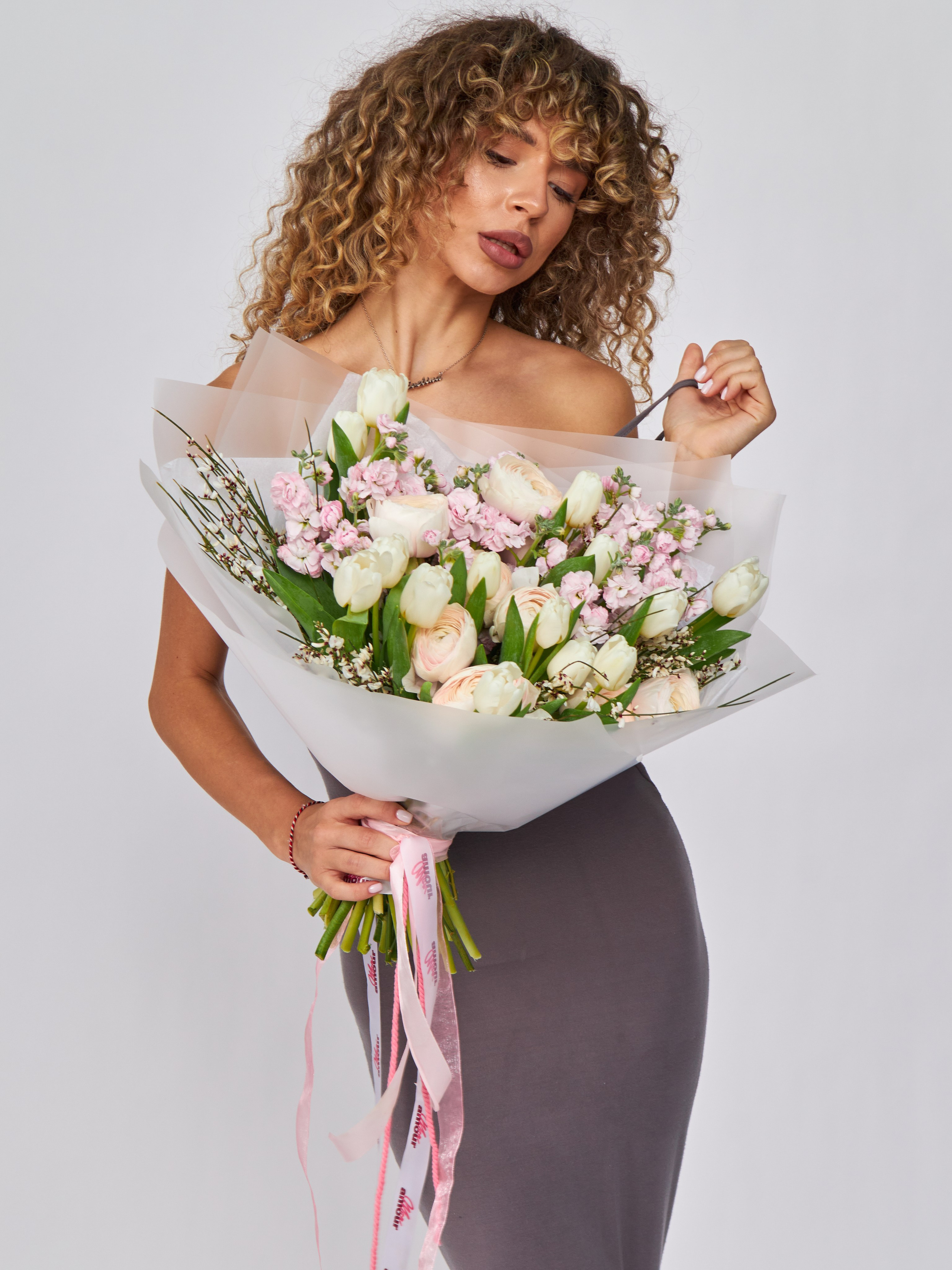 Создаем продающие фото: предметная съемка одежды в Москве для вашего бренда