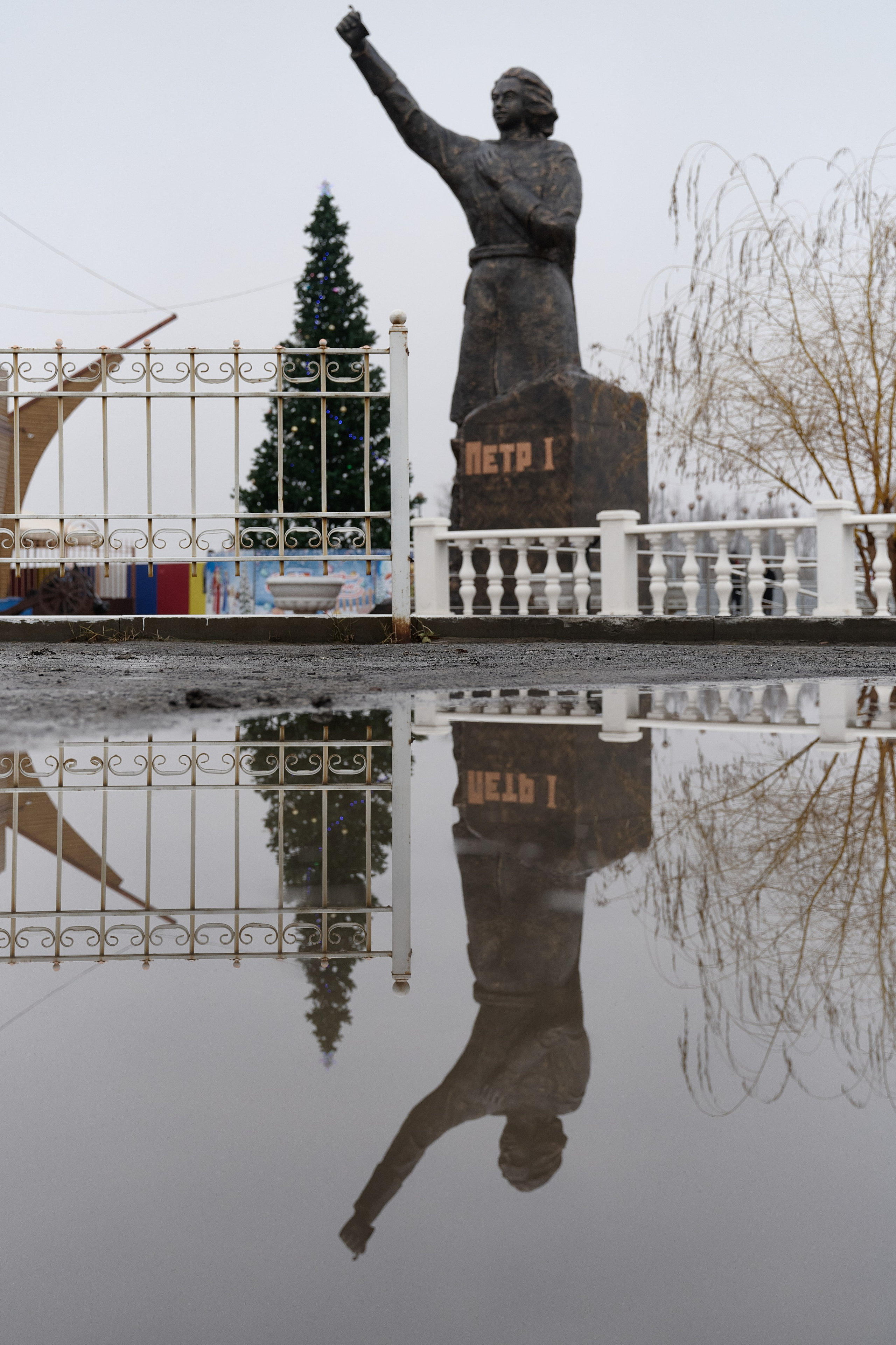 Дорога домой. Туман. Фотограф Роман Адлер