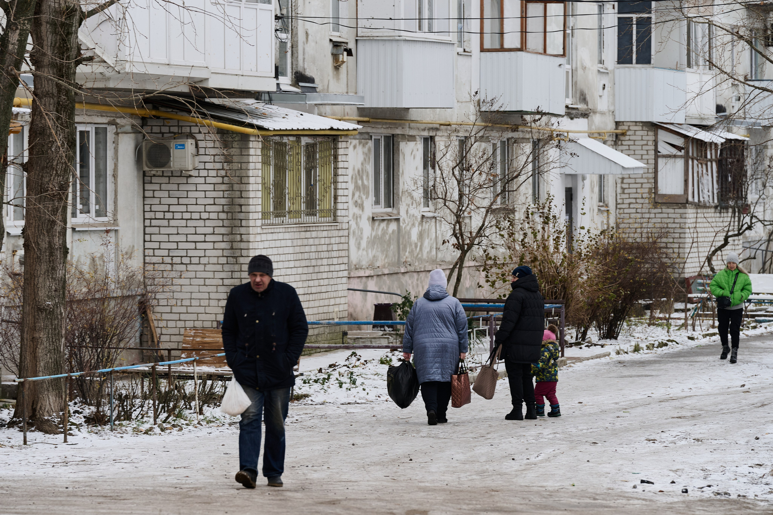 Рубежное. Декабрь 2024. Фотограф Роман Адлер