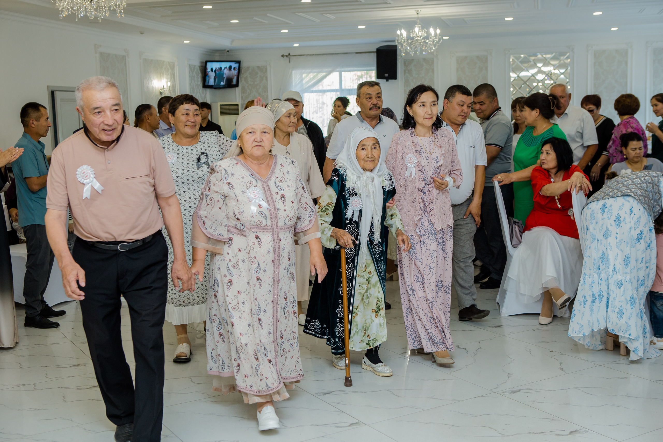 QYZ UZATU ZHADYRA. Свадебный и репортажный фотограф в Астане T.Yertay «Nomad media»