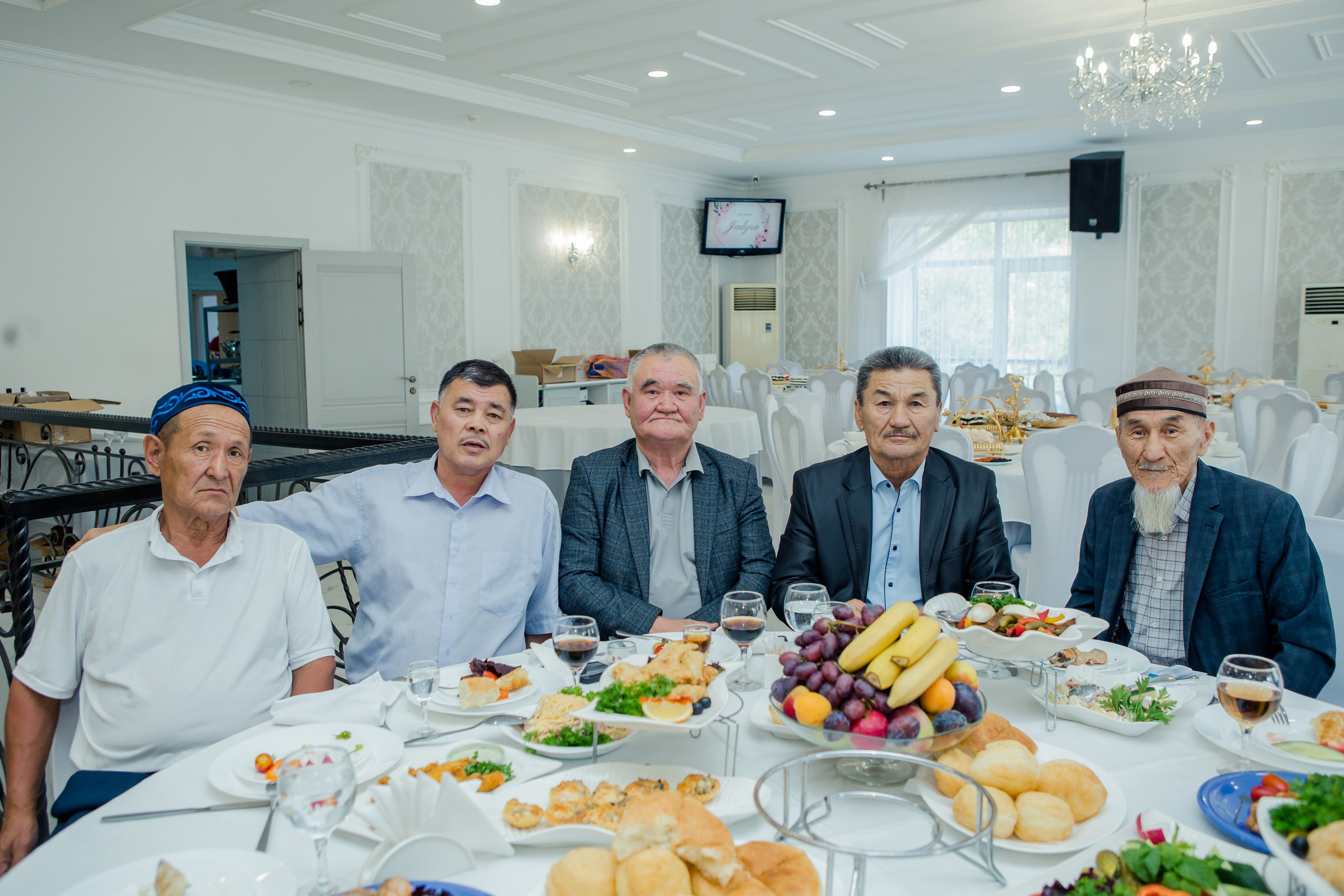 QYZ UZATU ZHADYRA. Свадебный и репортажный фотограф в Астане T.Yertay «Nomad media»