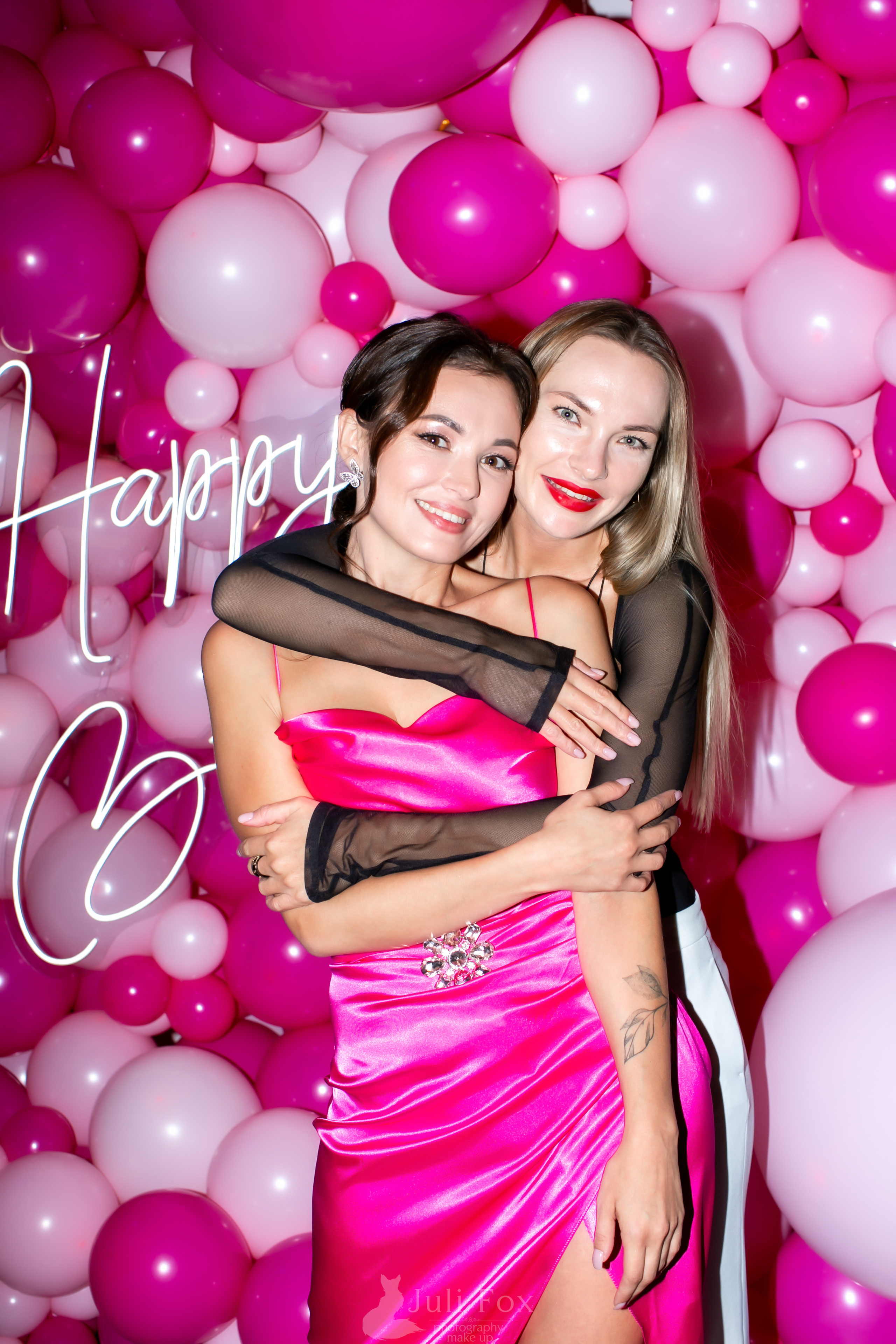 Фотосъемка праздников во Владивостоке, Уссурийске. Портретный, свадебный, репортажный фотограф во Владивостоке Юлиана Джули Фокс