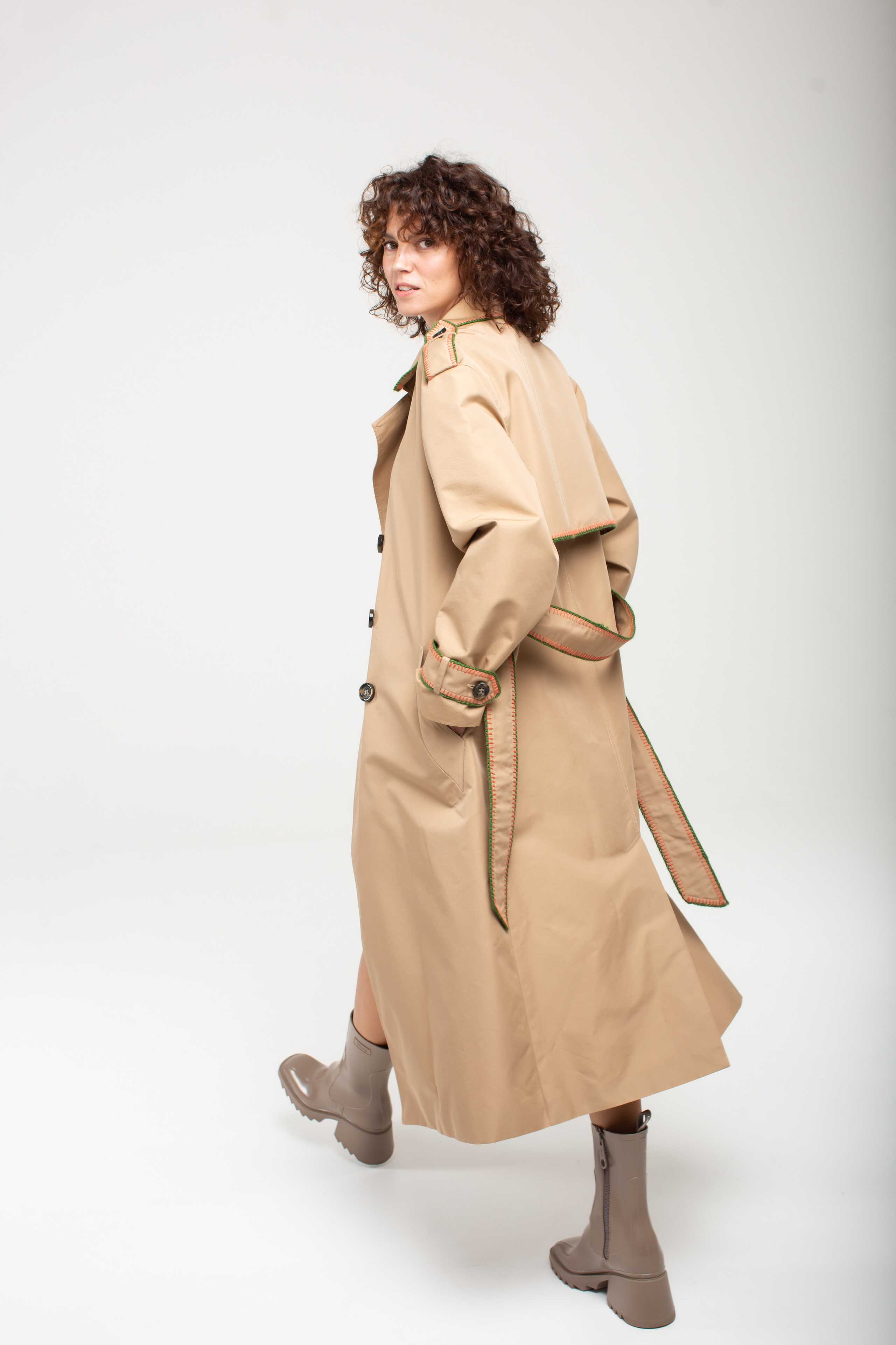 Фотосъемка для маркетплейсов во Владивостоке. Портретный, свадебный, репортажный фотограф во Владивостоке Юлиана Джули Фокс