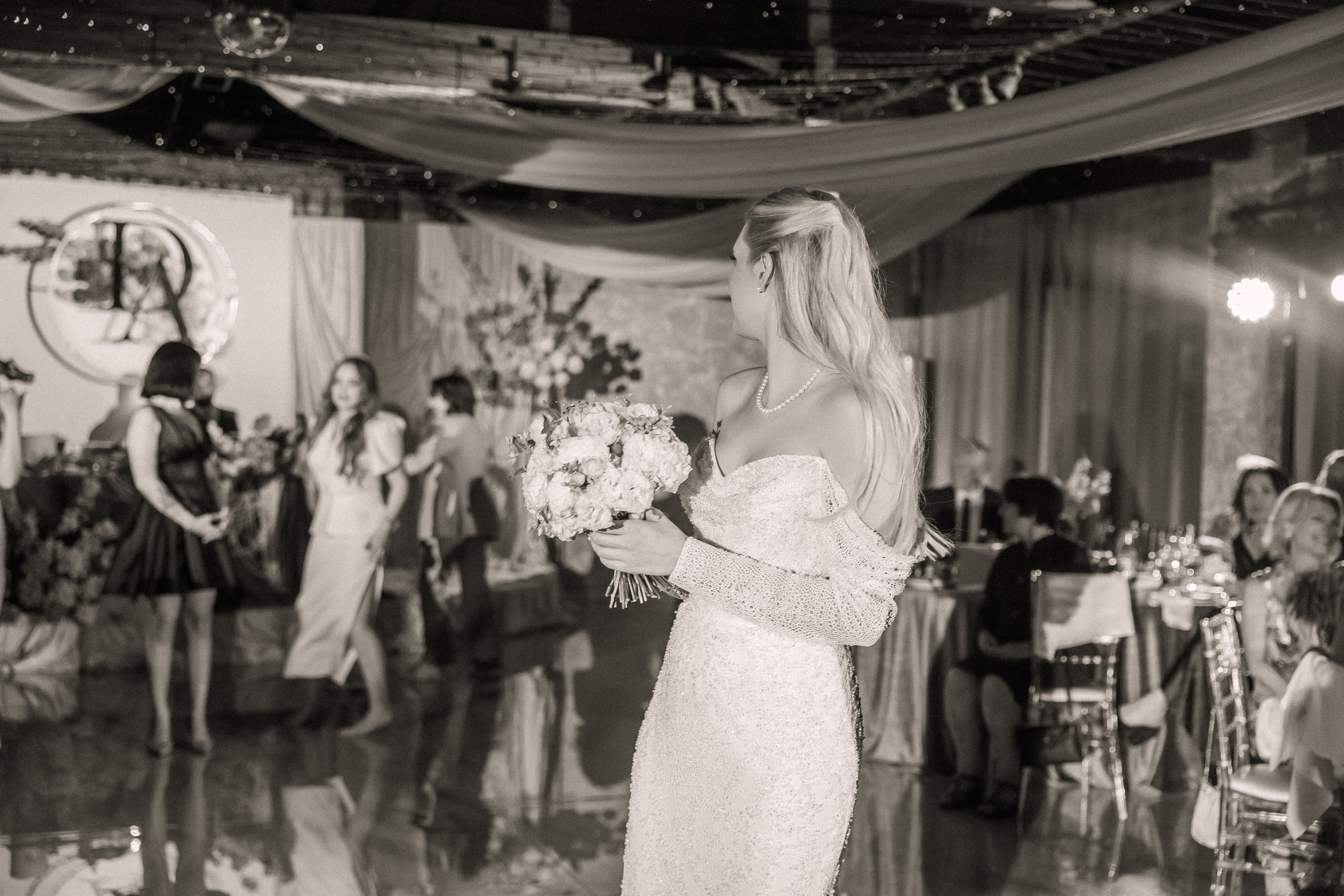 Даниил и Алина. Вечер любви. Свадебная фотография. Арина Рубах