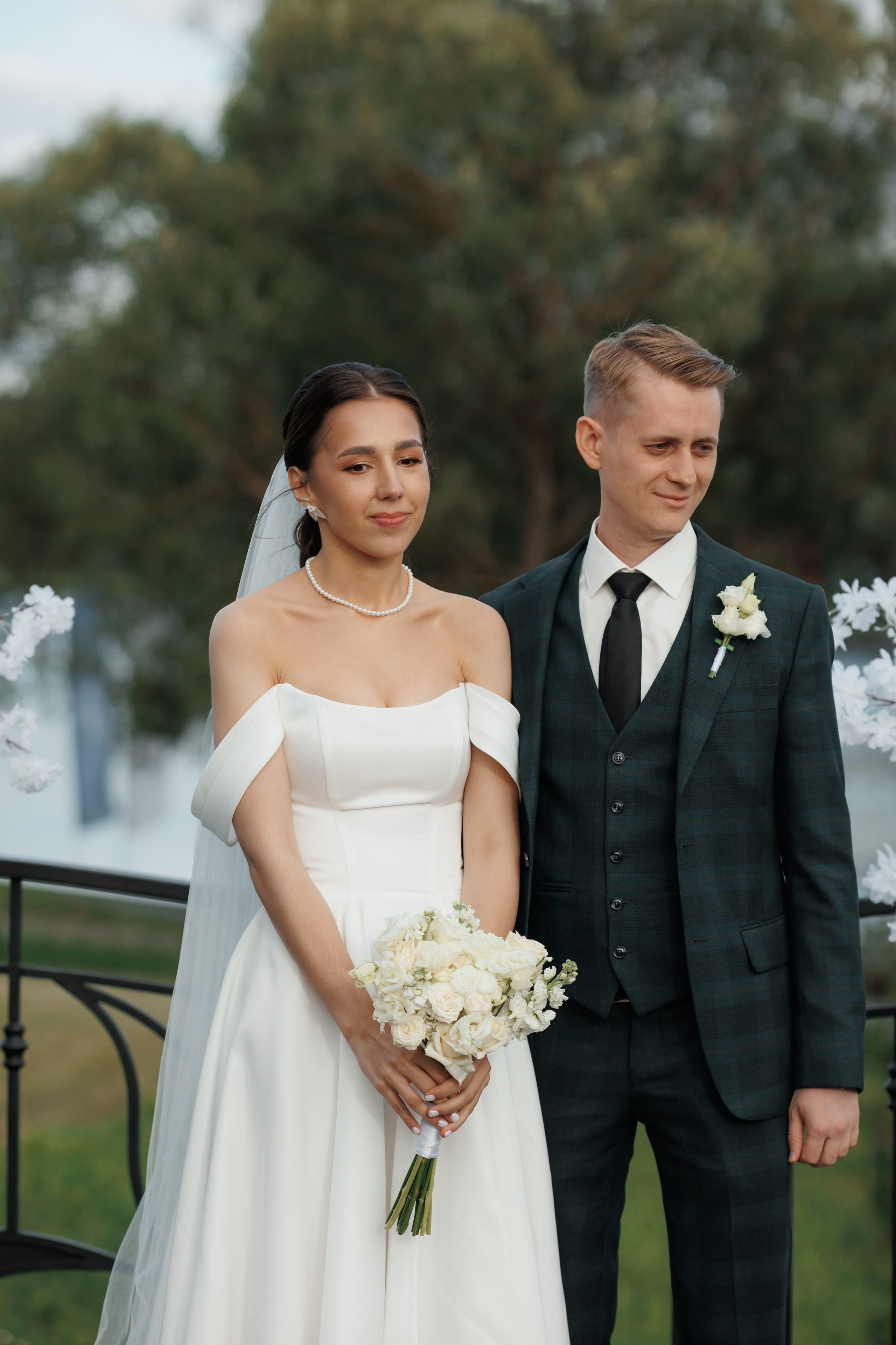 Регистрация в отеле Fish Point, ЗАГС Бутово, прогулка в Остафьево. Свадебный и репортажный фотограф (Москва, Королев и другие)