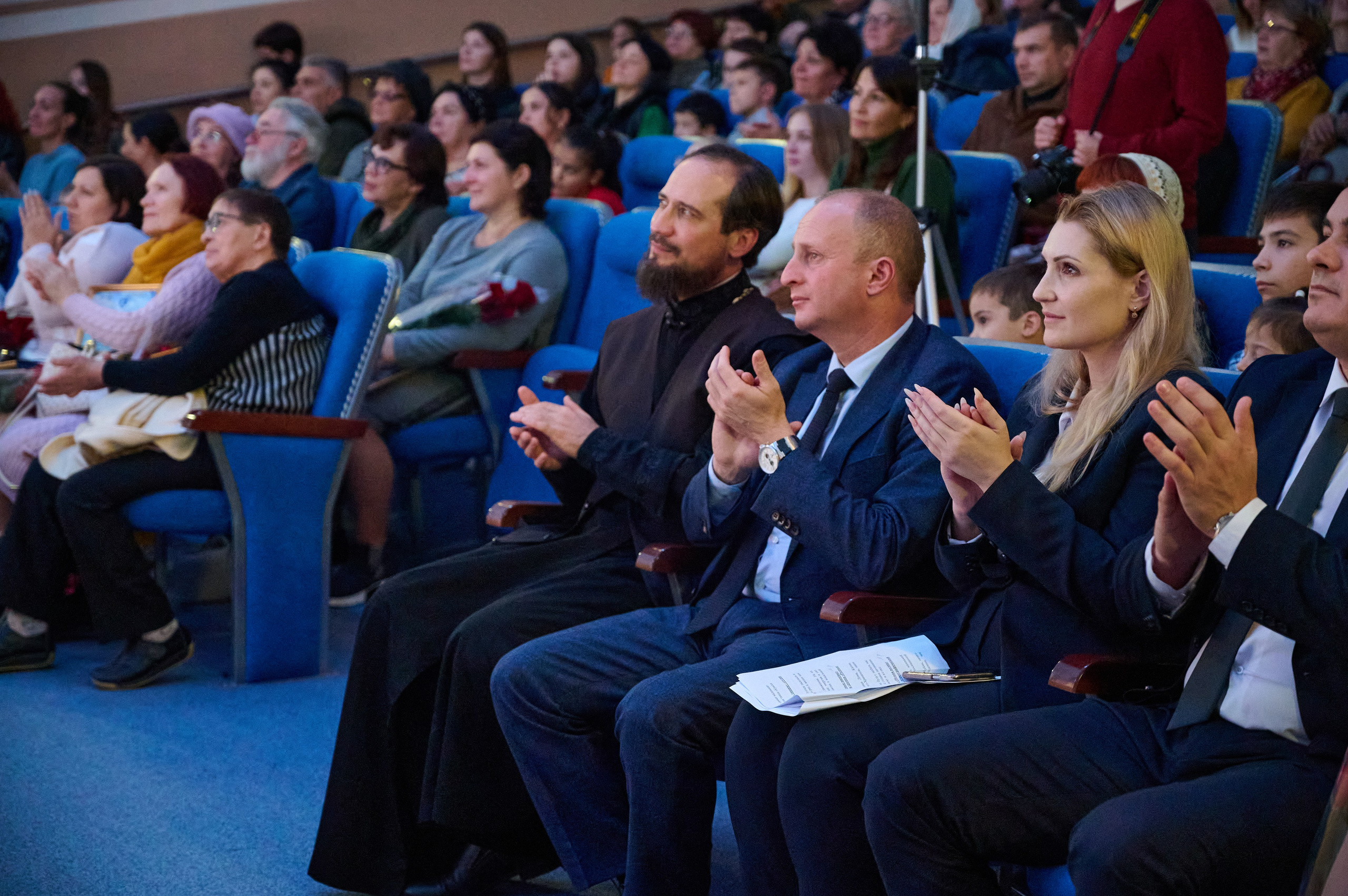 День матери. Марьина роща. Жизнь курорта Кабардинка в фотографиях