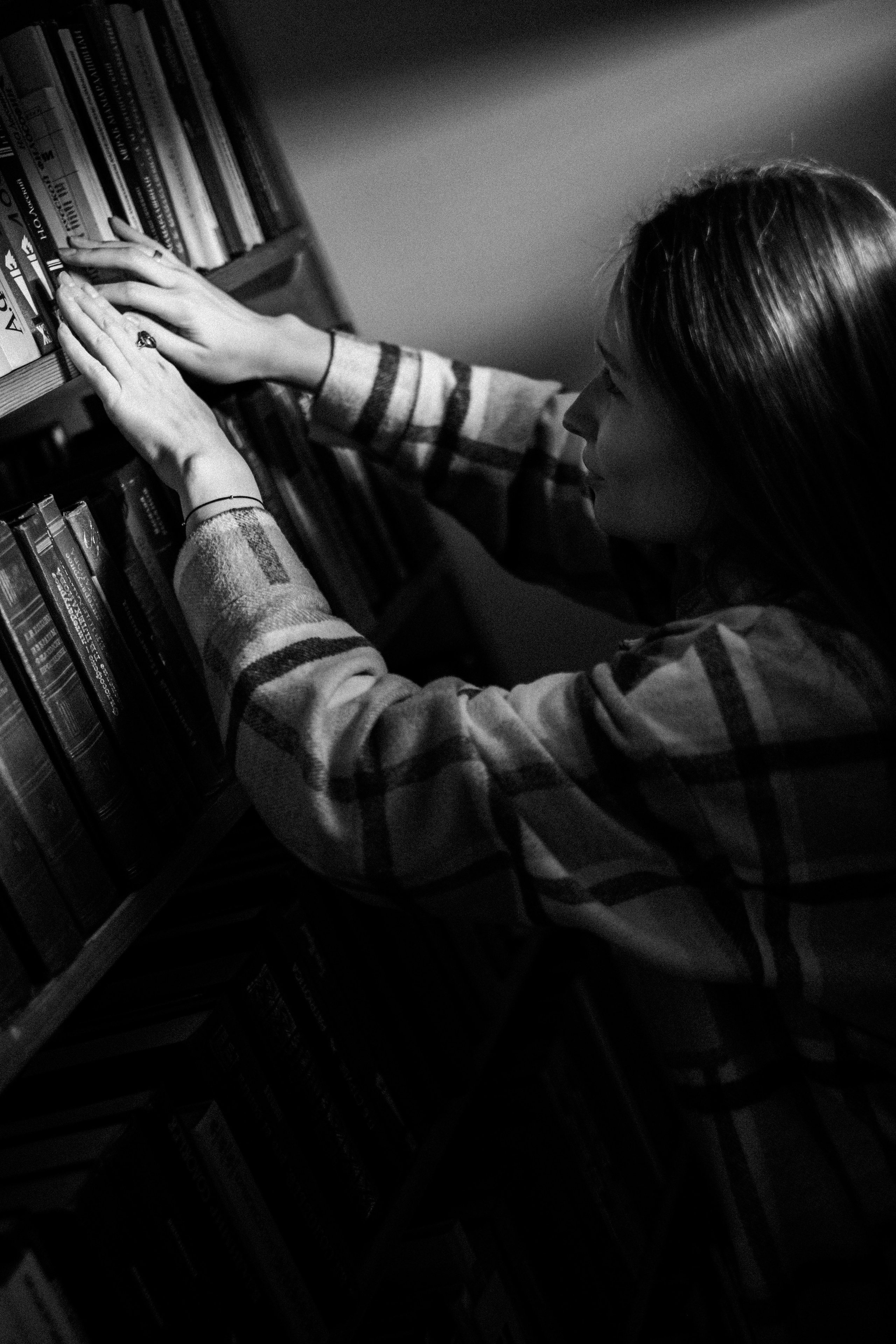 Индивидуальные фотосессии | Фотосъемка в библиотеке. Ксения Ильиных — Фотограф в Новосибирске