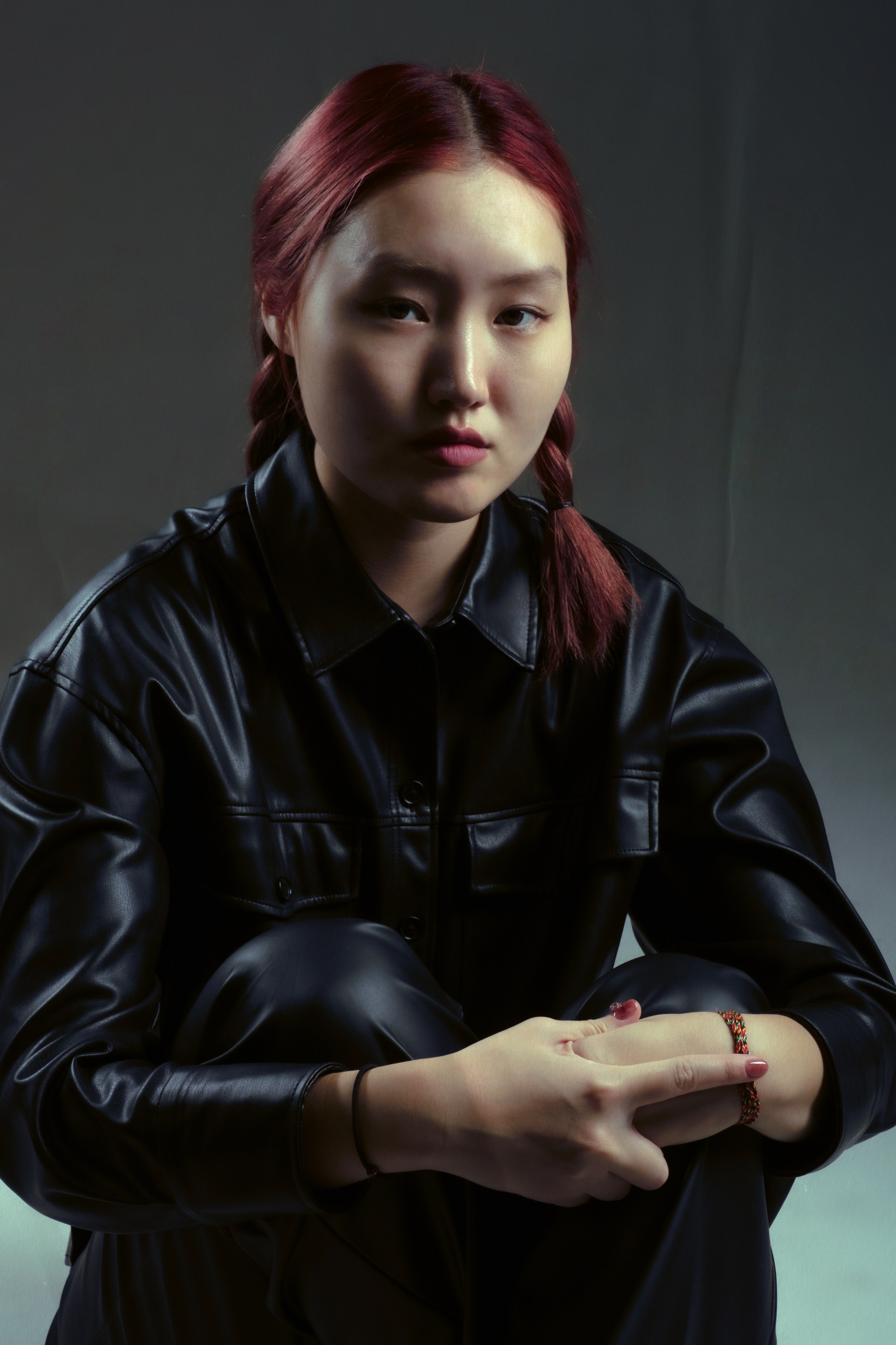 Схемы света и национальный костюм. Мари — фотограф и видеограф из Москвы