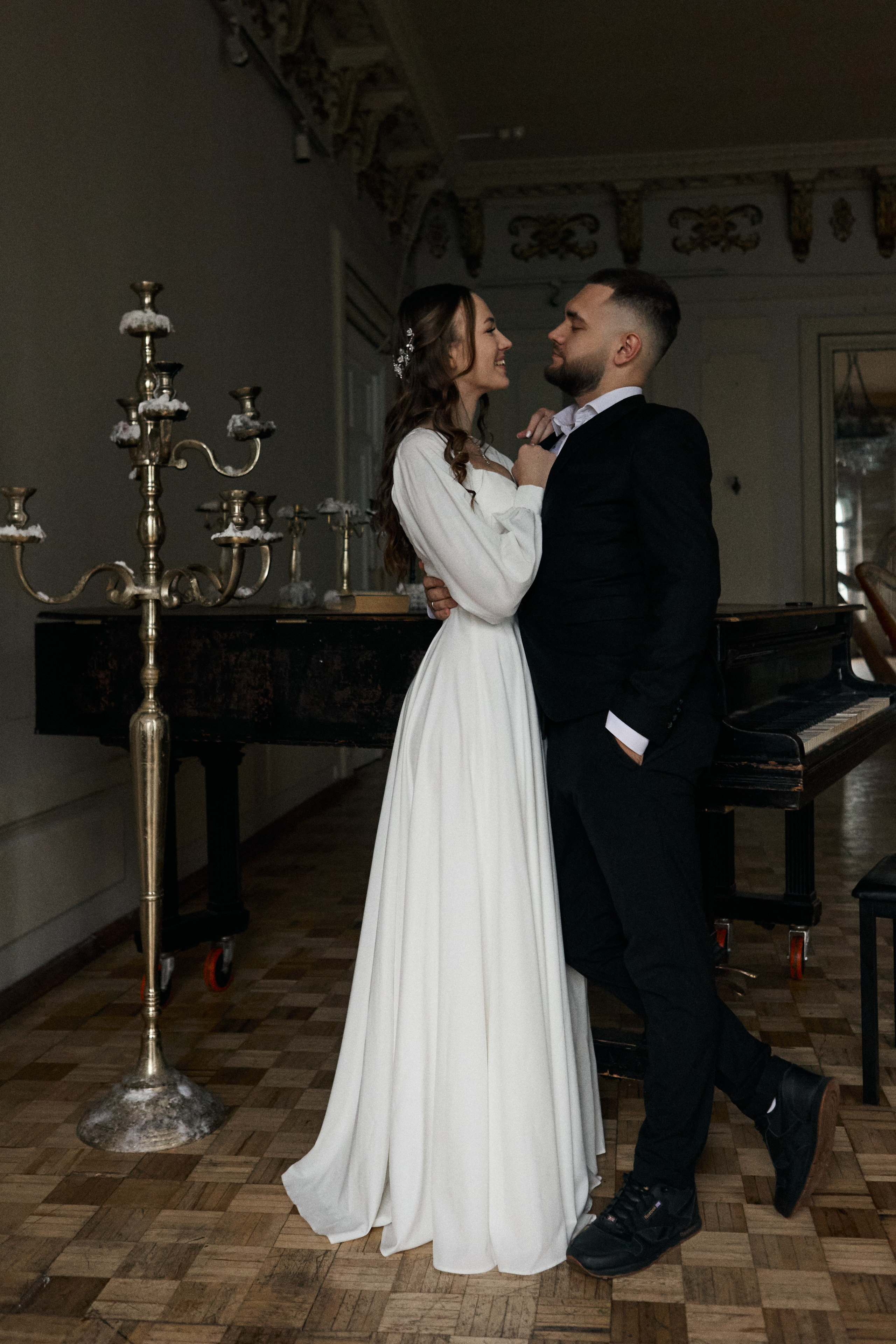 свадебная фотосессия в старинном особняке