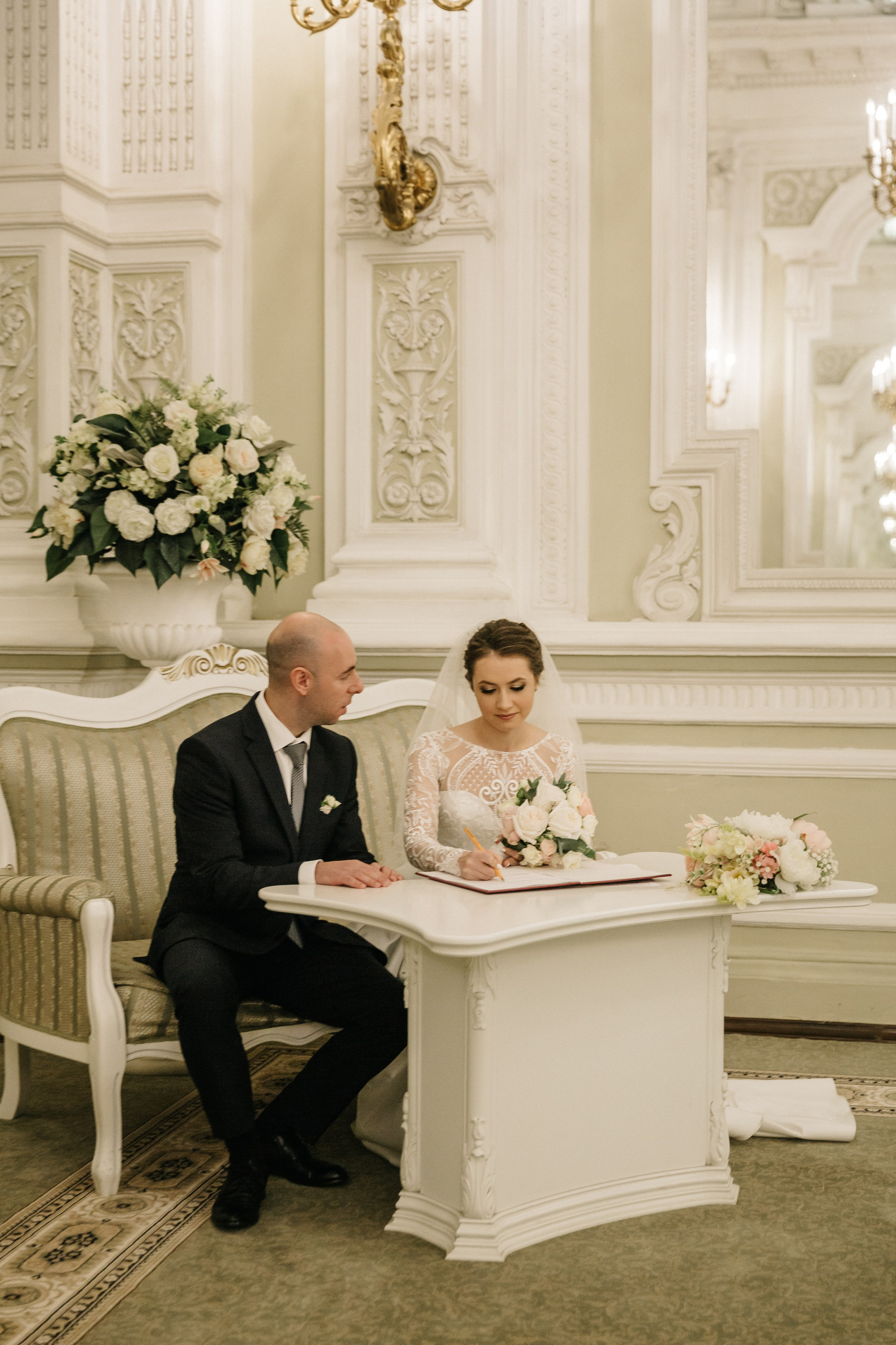 ОКТЯБРЬ | Дворец № 1 Талион, Особняк военного министра. Свадебный фотограф в Санкт-Петербурге Полина Корзухина