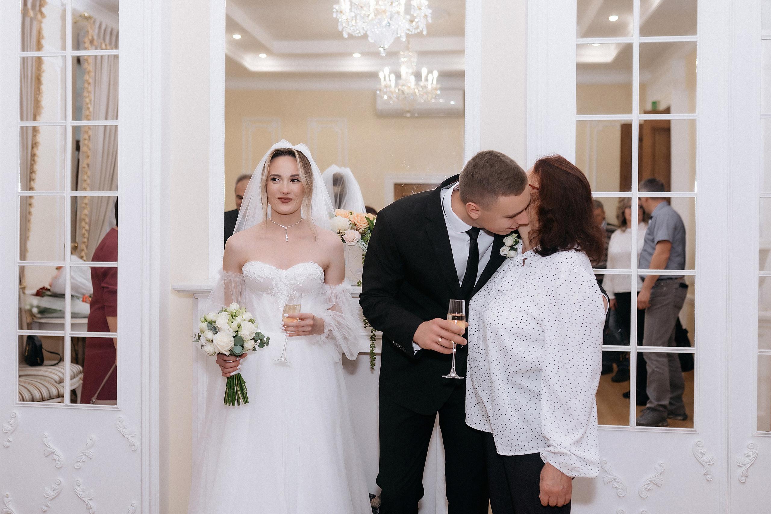 Анна и Максим 24.10.2025. Фотограф Карина Шмулёва. Воронеж и область