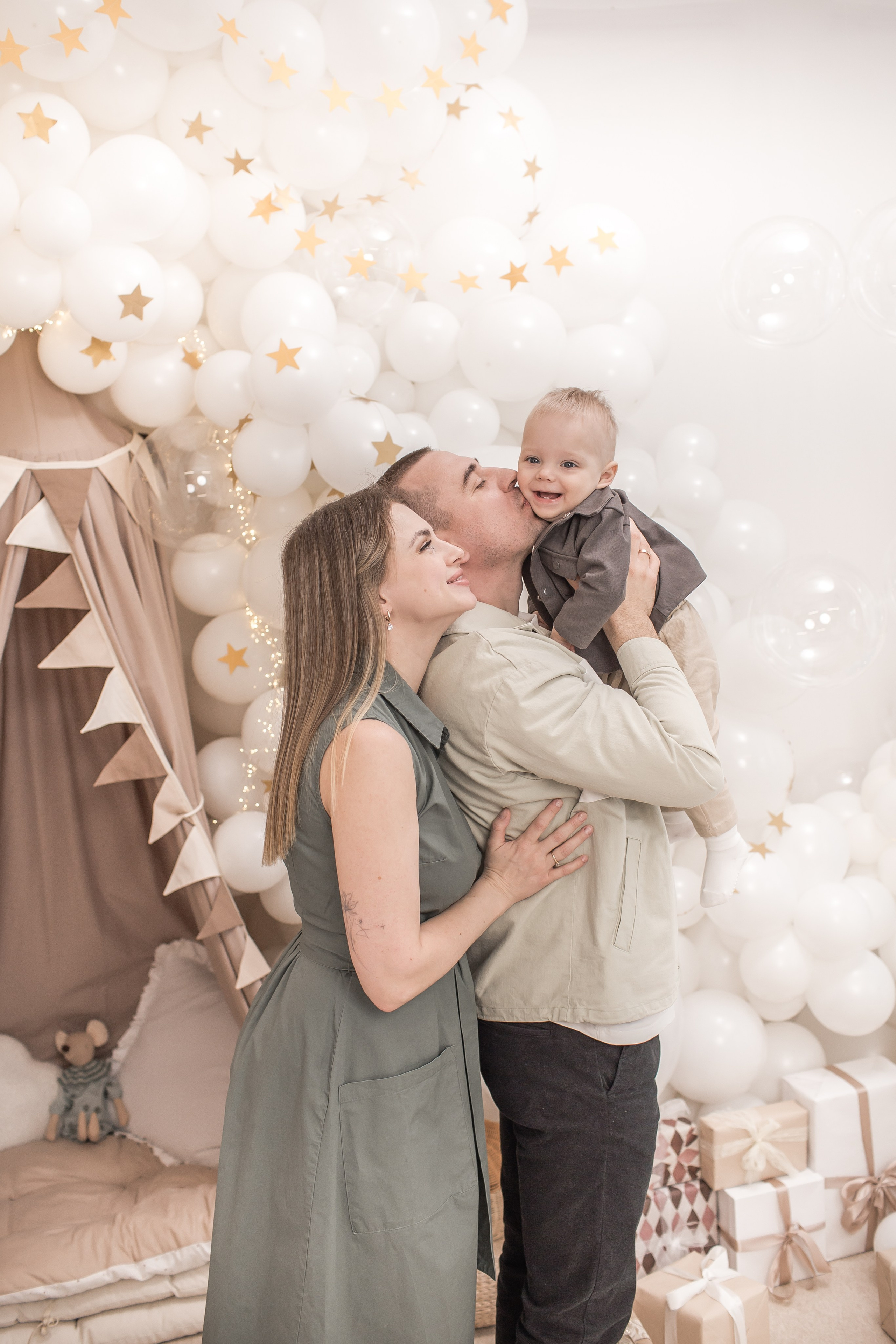 СЕМЕЙНЫЕ кадры. Детский семейный фотограф на первый годик город Новосибирск Дымова Светлана пакеты всё включено 1-3 года