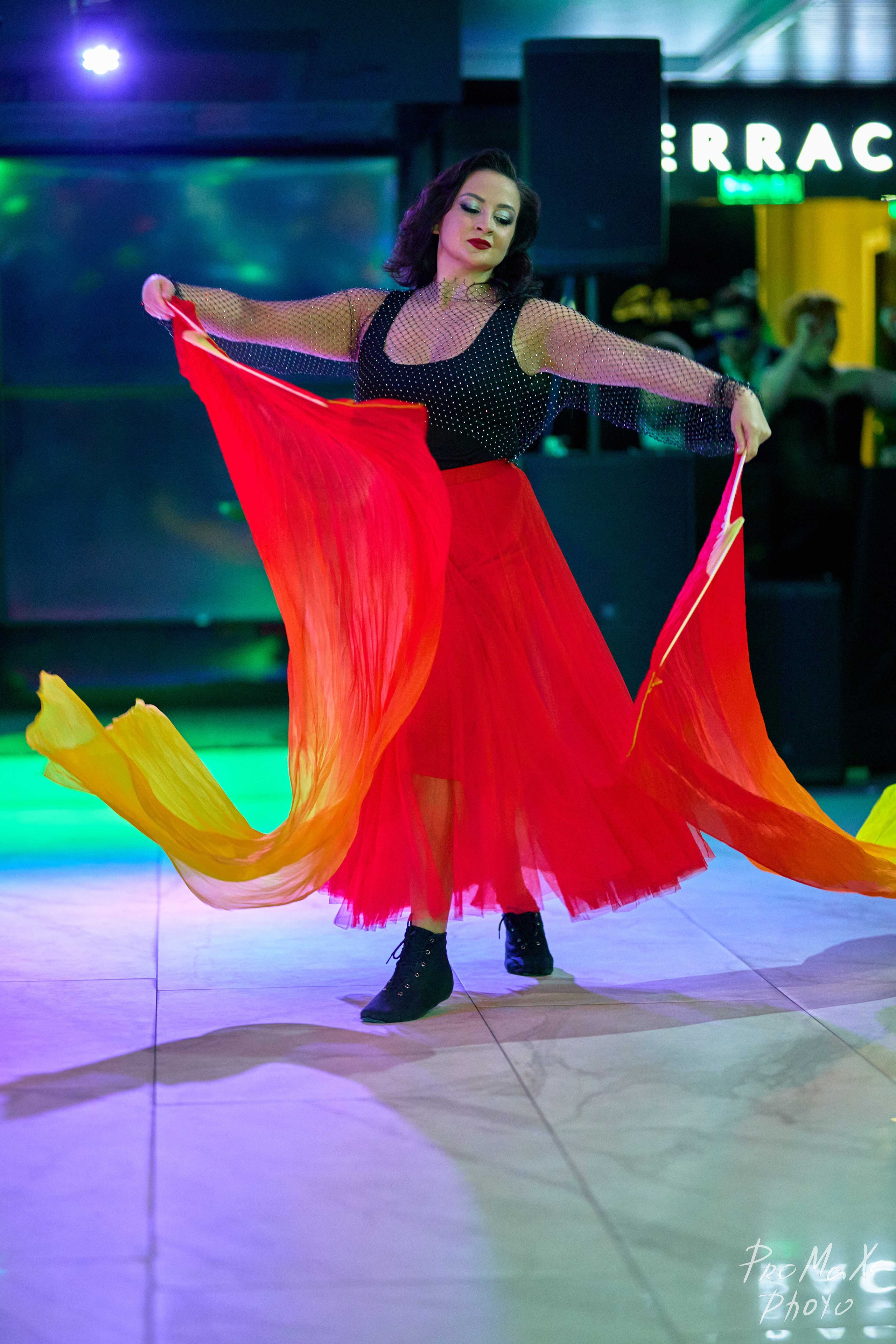 Зал КРАСА МАСС-МЕДИА ЧУВАШИИ. Владимир Суздалов (ProMaXe) — Портретный фотограф, тематические фотосессии в Чебоксарах