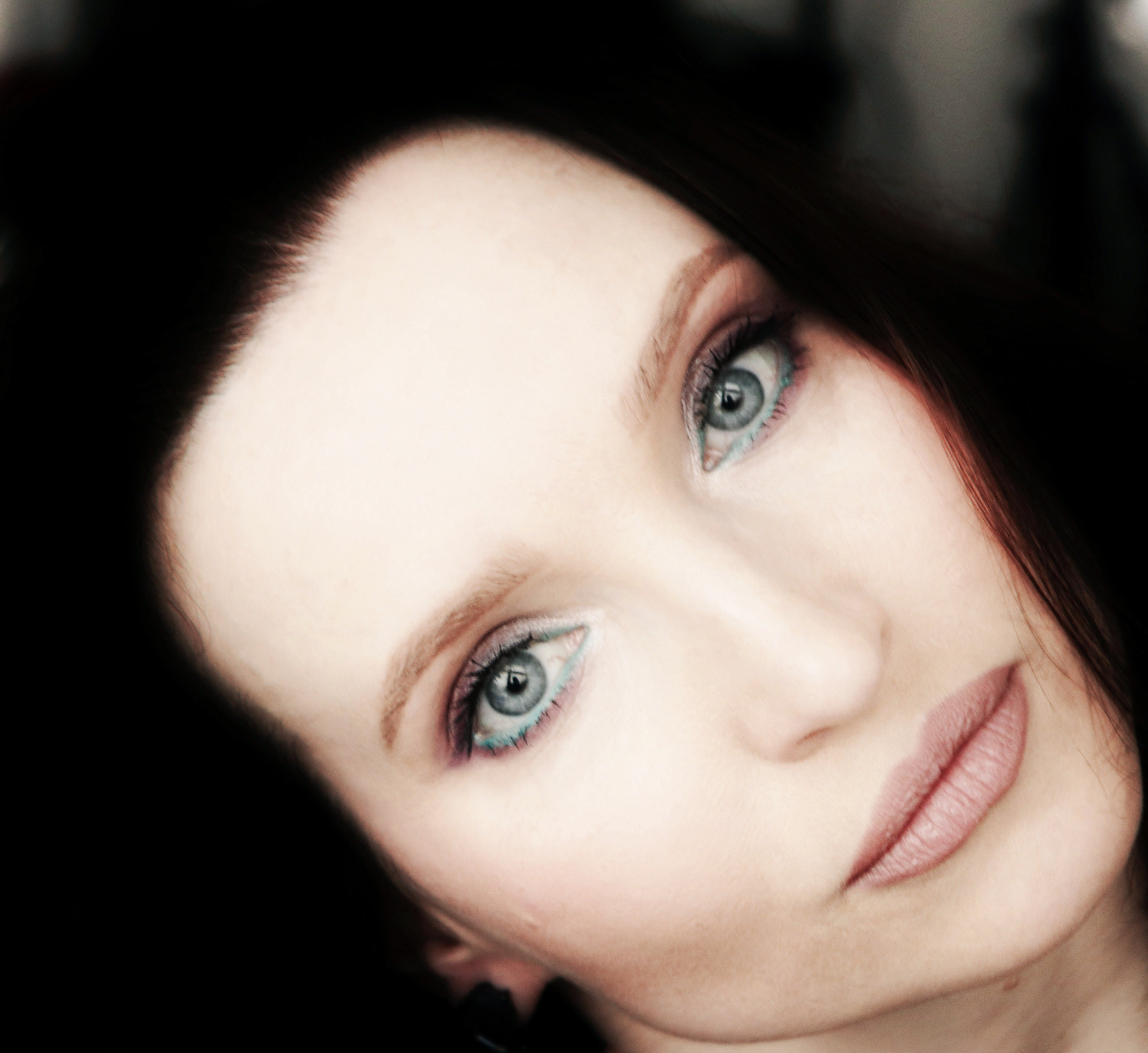 Julia M. III. Juliarubis.com