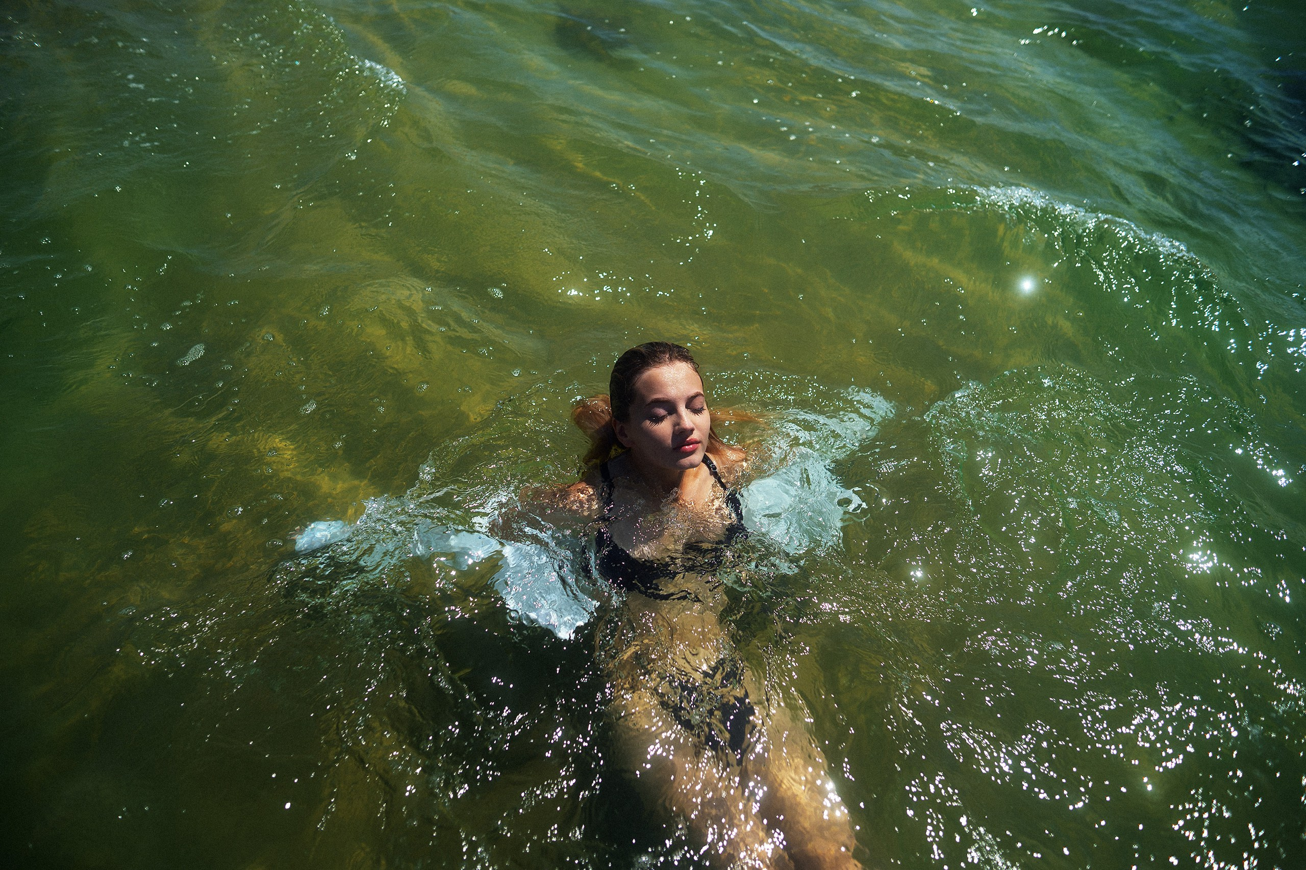 Julia. Максим Густарев — фотограф