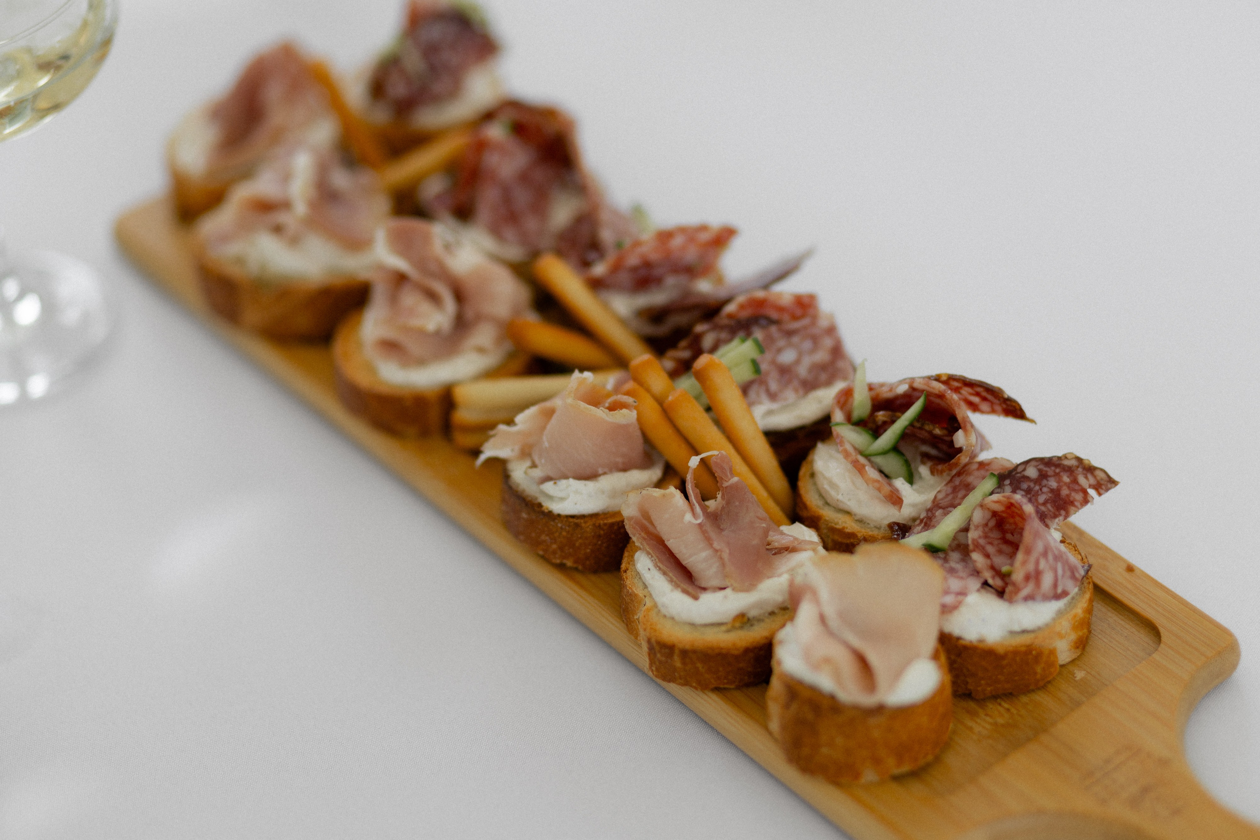 Свадебная фотосессия Анастасии и Игоря в Усадьбе Легенда. Свадебный фотограф в Минске/Беларуси Сергей Спиридонов