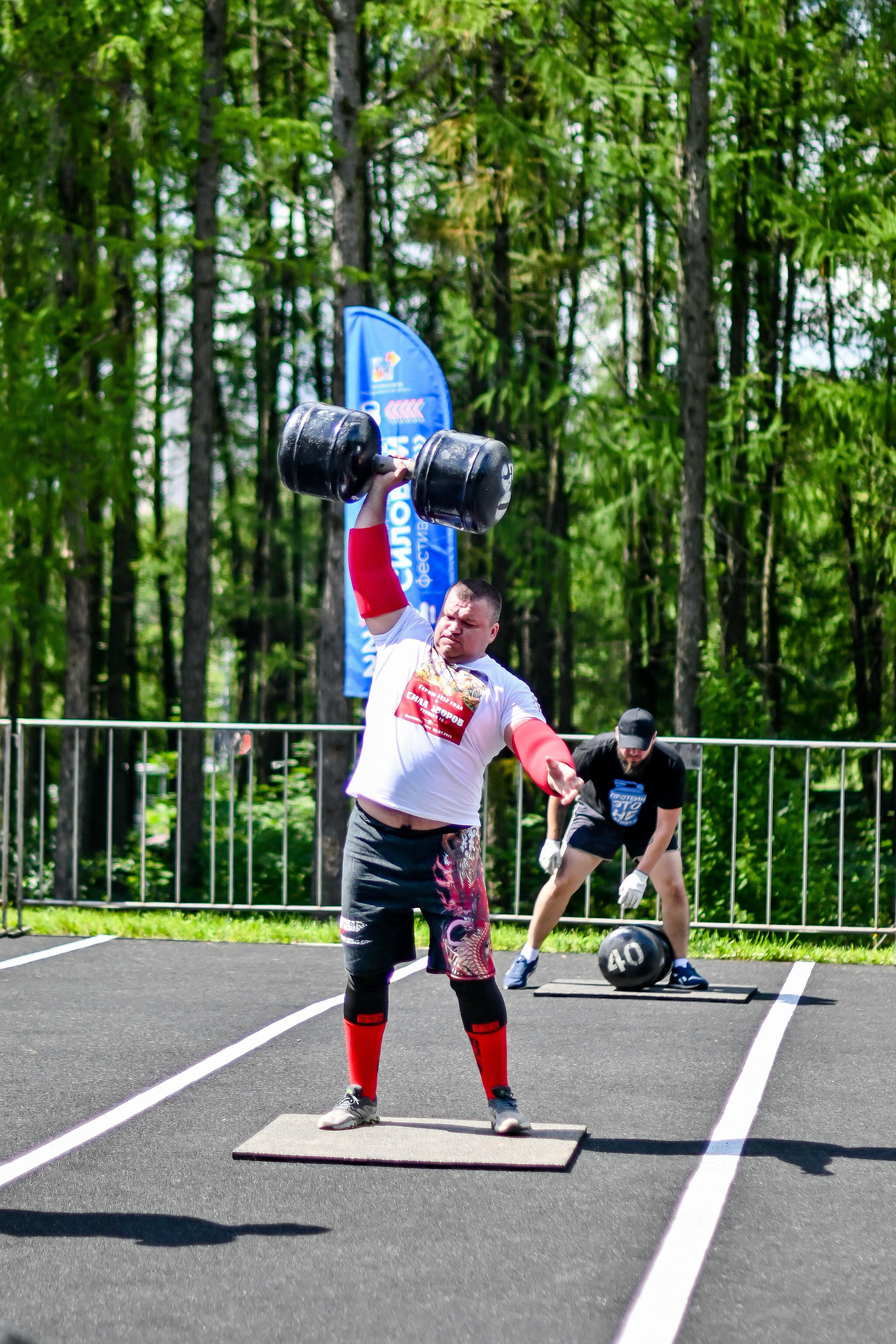 СТРОНГ. Фотограф для бизнесконтента, репортажей и семейного альбома в Москве