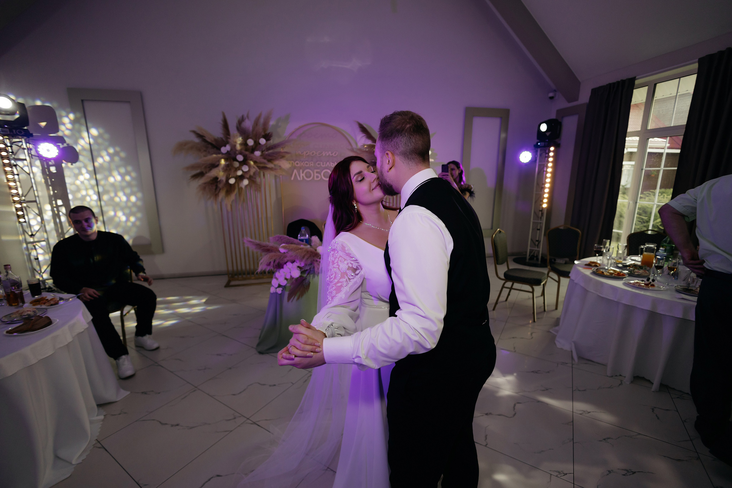 Дарья и Леонид. Свадебный фотограф в Пскове и Санкт-Петербурге | Анна Голикова