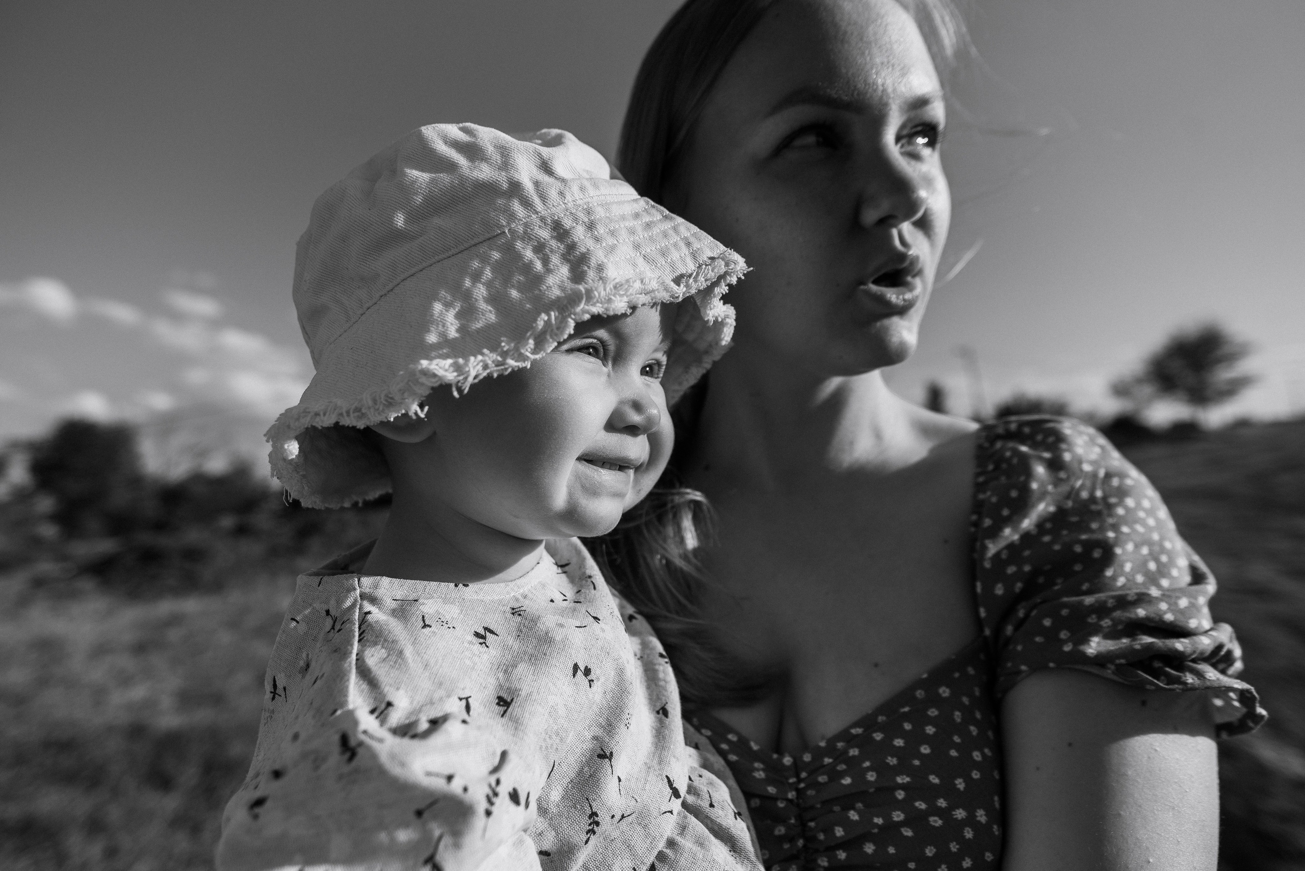 Трое в поле, не считая собаки. Семейный документальный фотограф в Волгограде Мариэта Додина