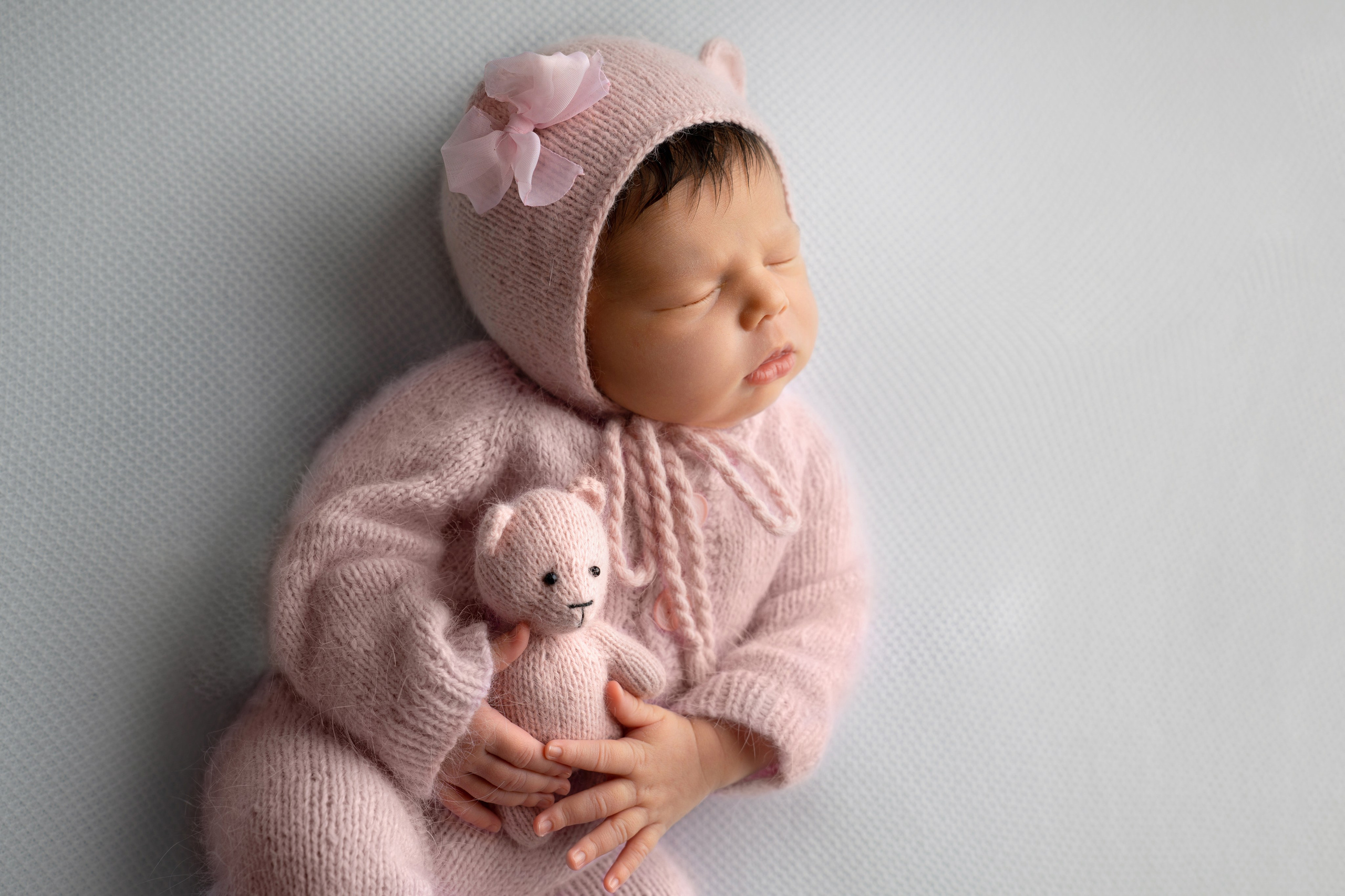 Ньюборн. Фотограф новорожденных Оренбург и свадебный фотограф Оренбург