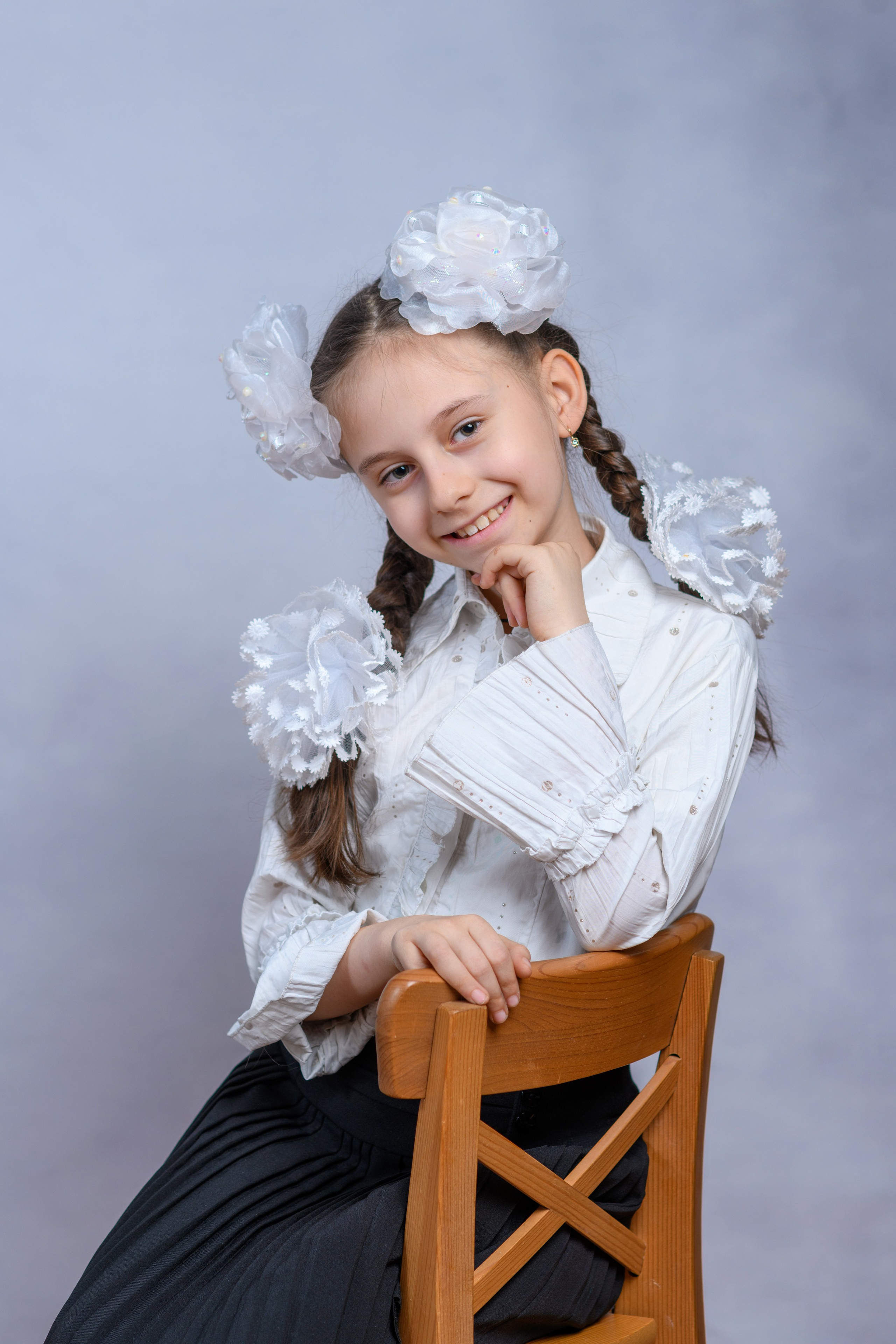 Начальная школа. Портреты на фоне. Первенцева Елена. Школьный фотограф в Москве и МО