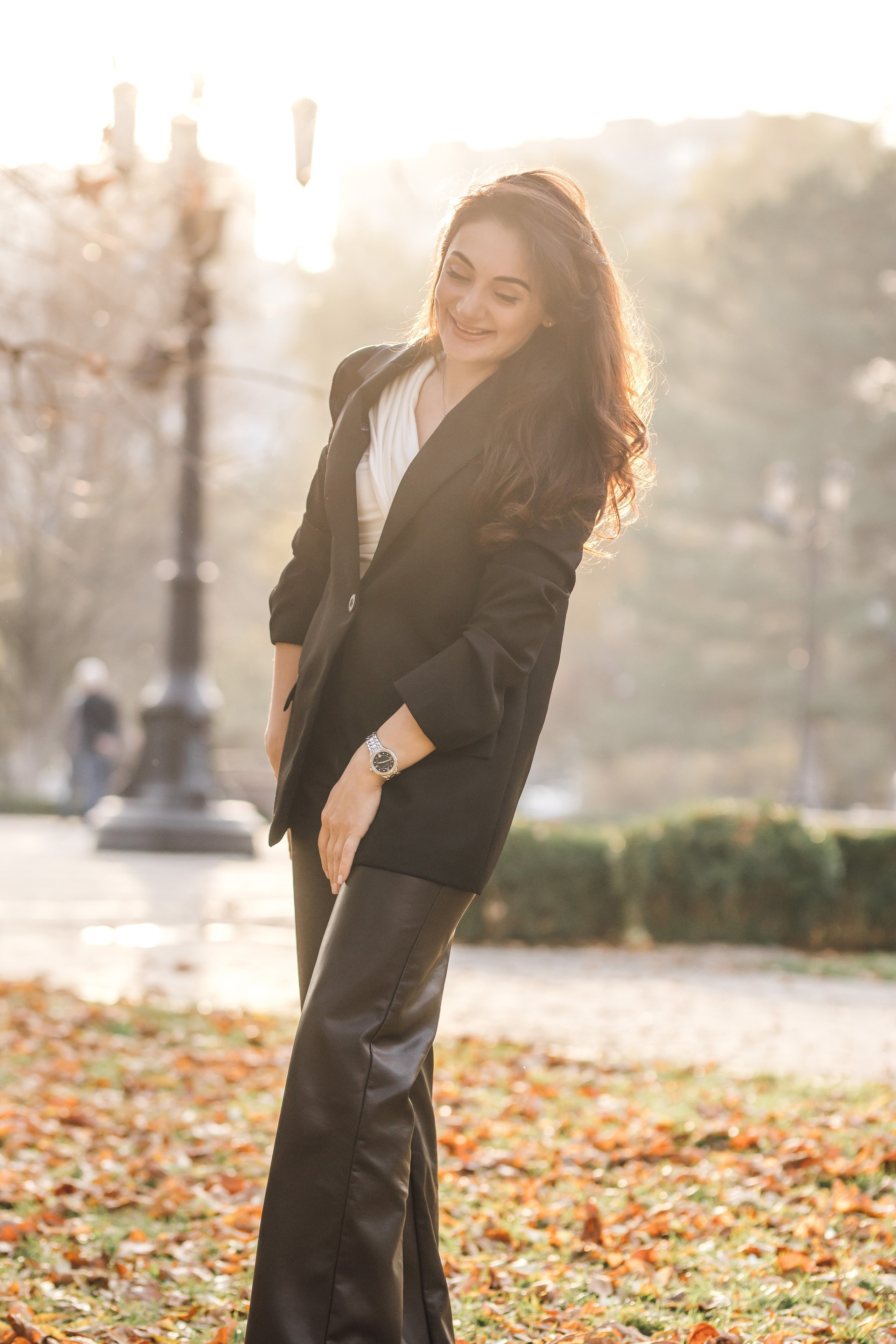 Мама и дочь, осенняя городская прогулка. Фотохудожник Наталия Кирсанова