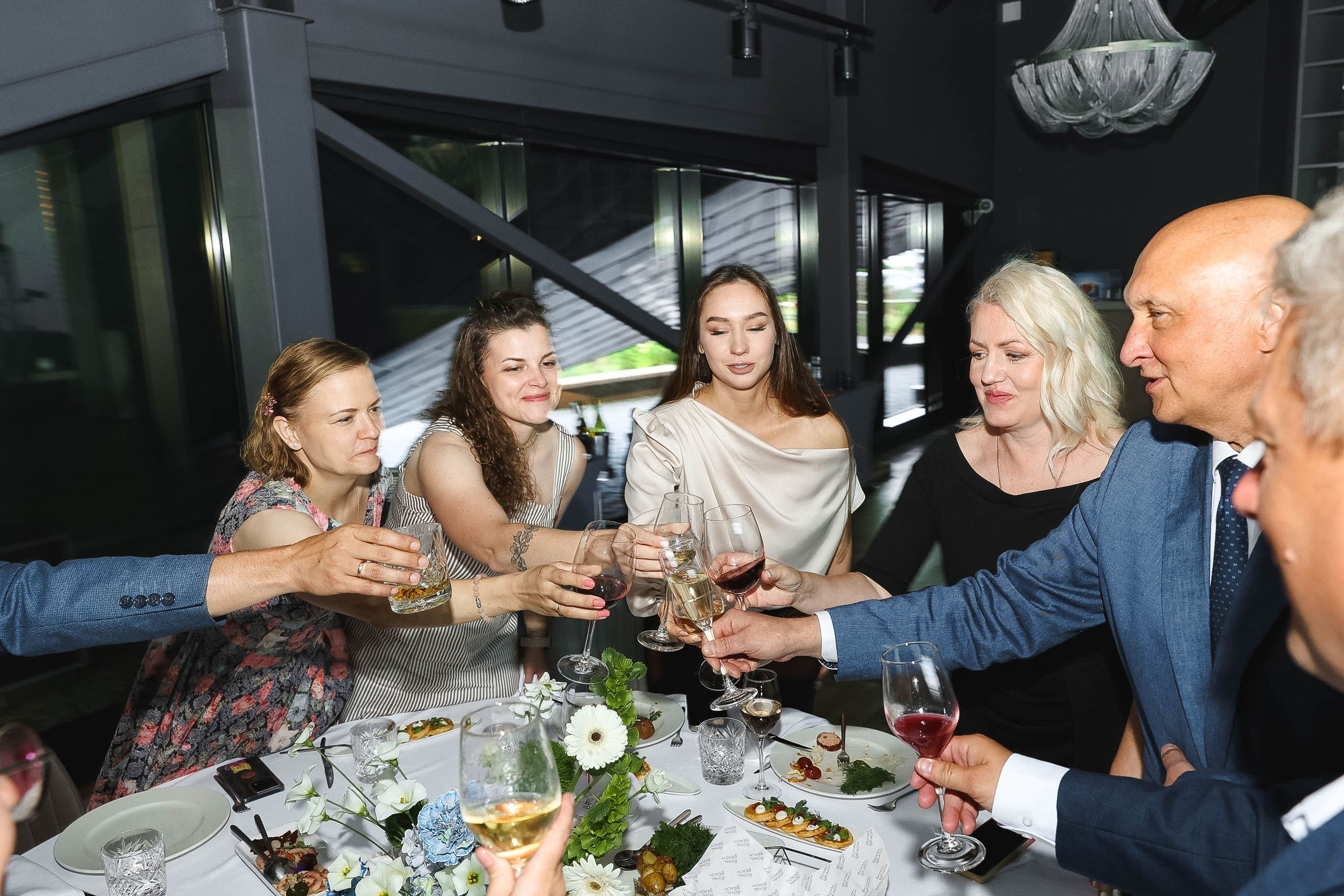 БАРРИКАДА С ДНЕМ РОЖДЕНИЯ. Свадебный фотограф в Санкт-Петербурге Александр Пащенко