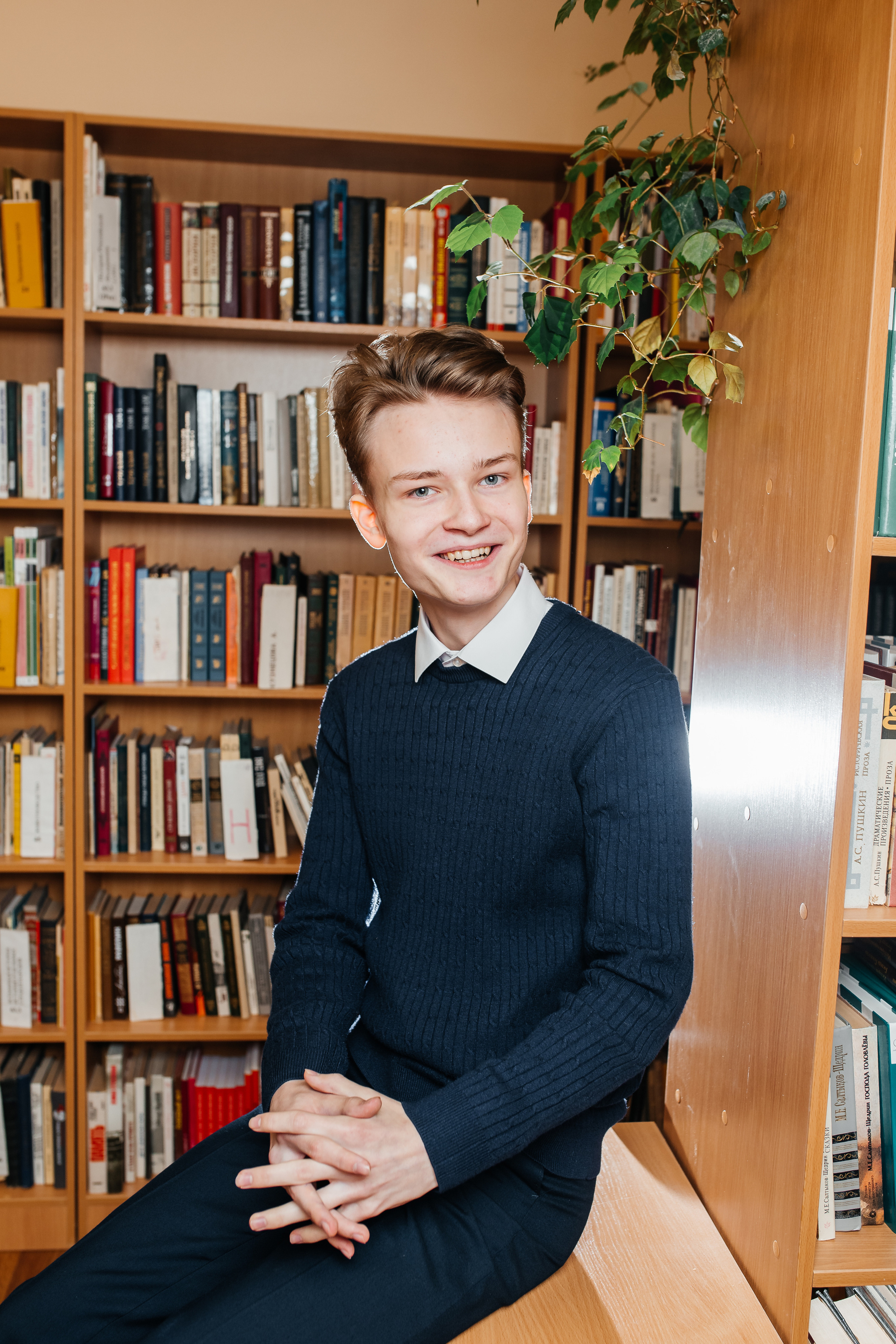 Школьные фото. Семейная фотосессия и съёмка в школе СПб Сударикова Мария