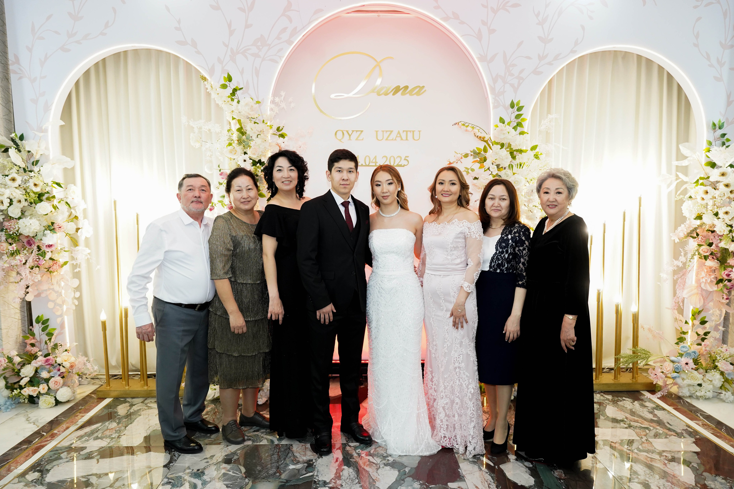 Dana uzatu. Фотограф Ернар Ержанов