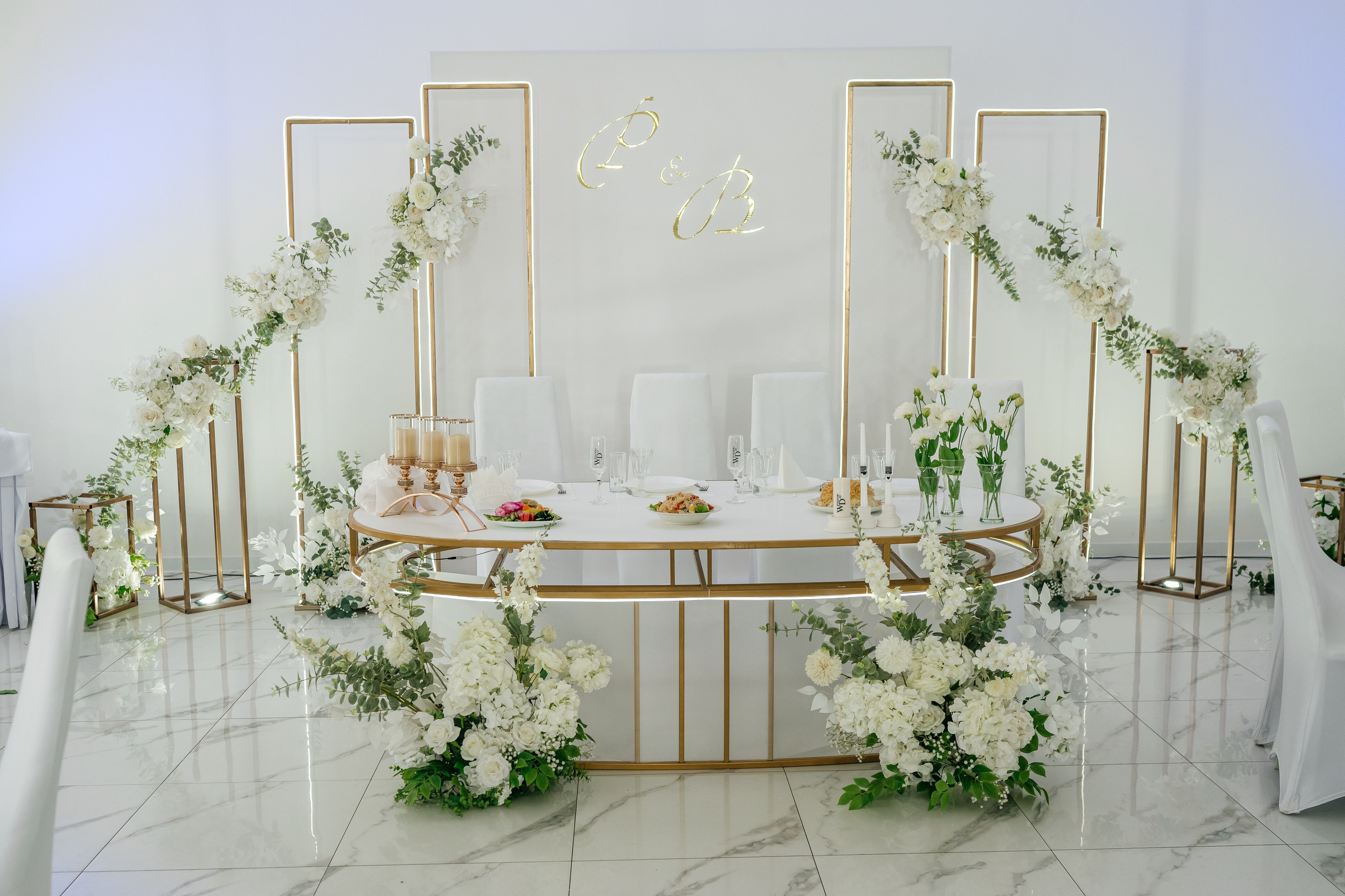 Виолетта и Роман. Белая Калитва «Рандеву». Фотограф в Каменске-Шахтинском Ольга Сагал