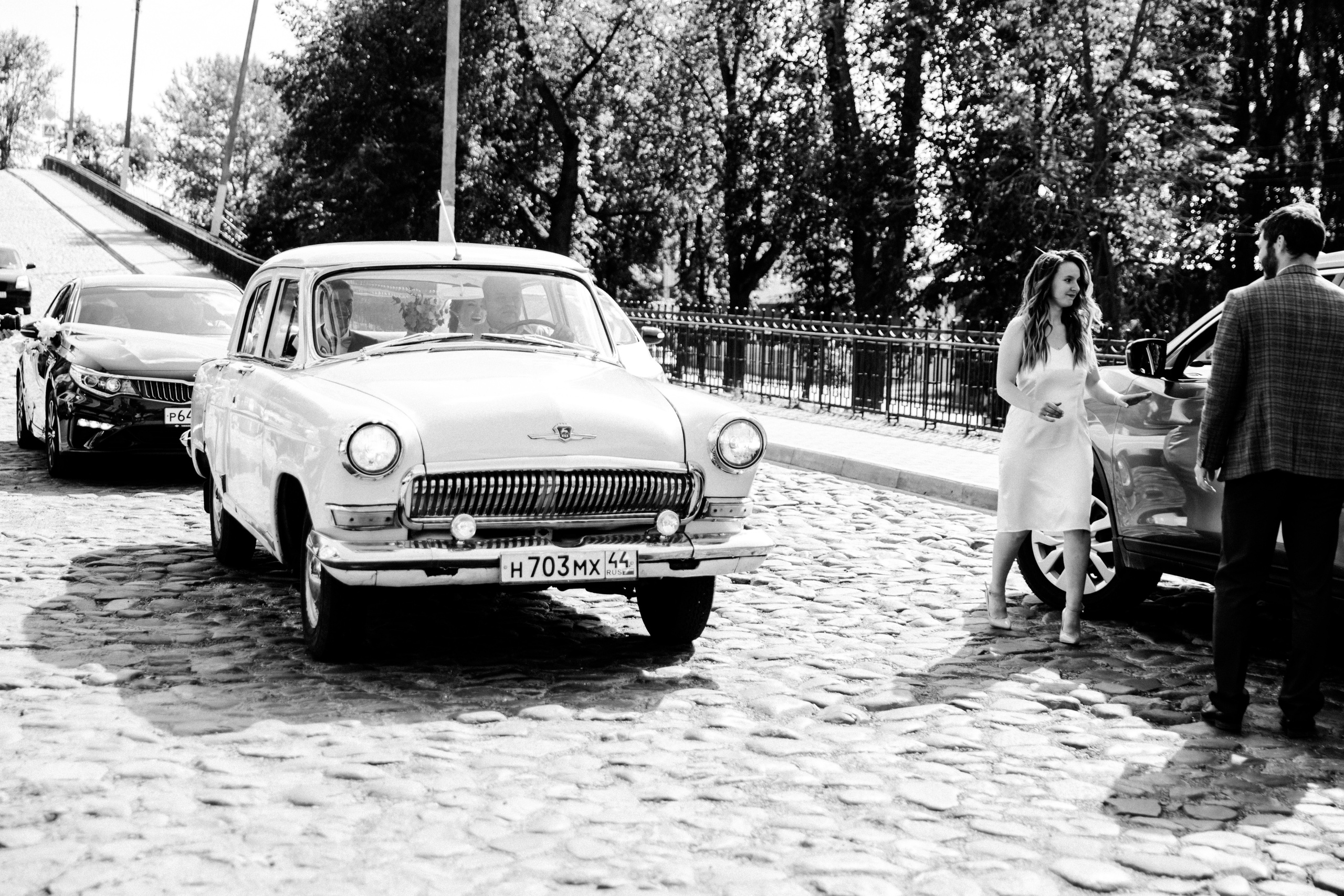 Мария и Михаил. Прокат Аренда ретро автомобилей Волга ГАЗ 21  Кострома