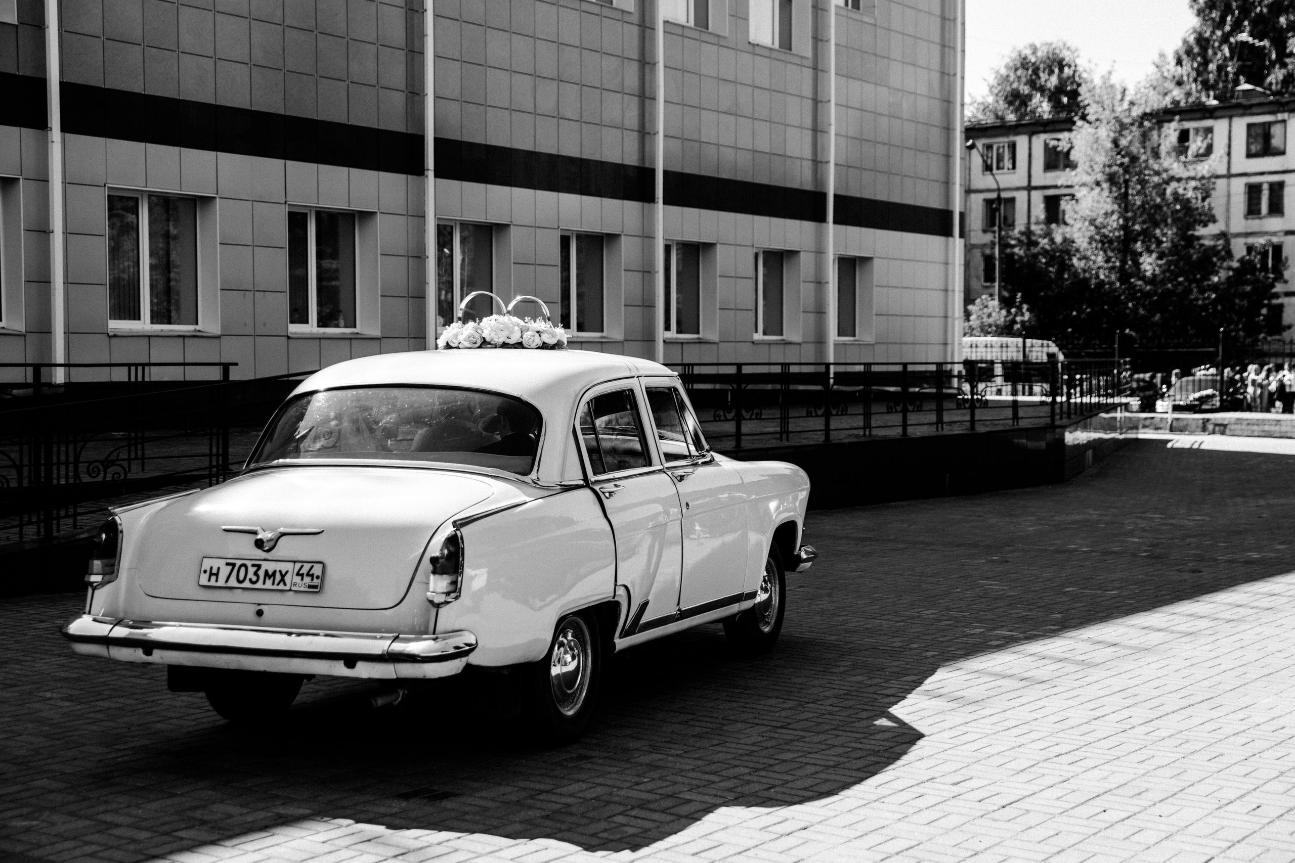 Мария и Михаил. Прокат Аренда ретро автомобилей Волга ГАЗ 21  Кострома