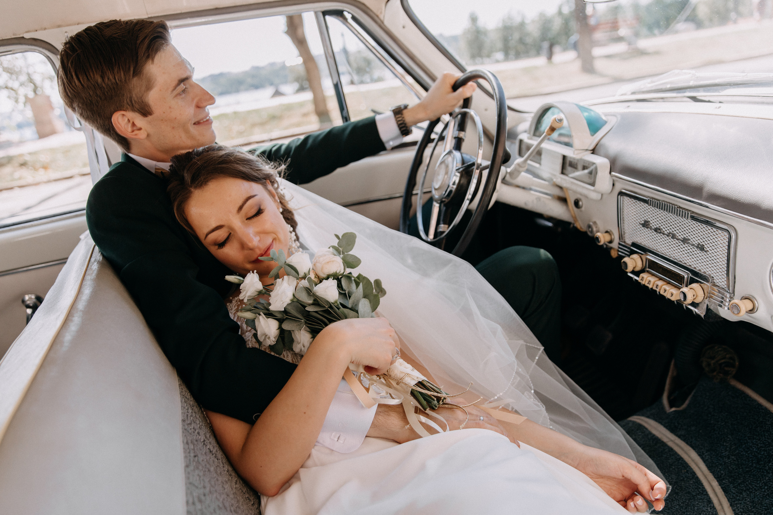 Прокат Аренда ретро автомобилей Волга ГАЗ 21  Кострома