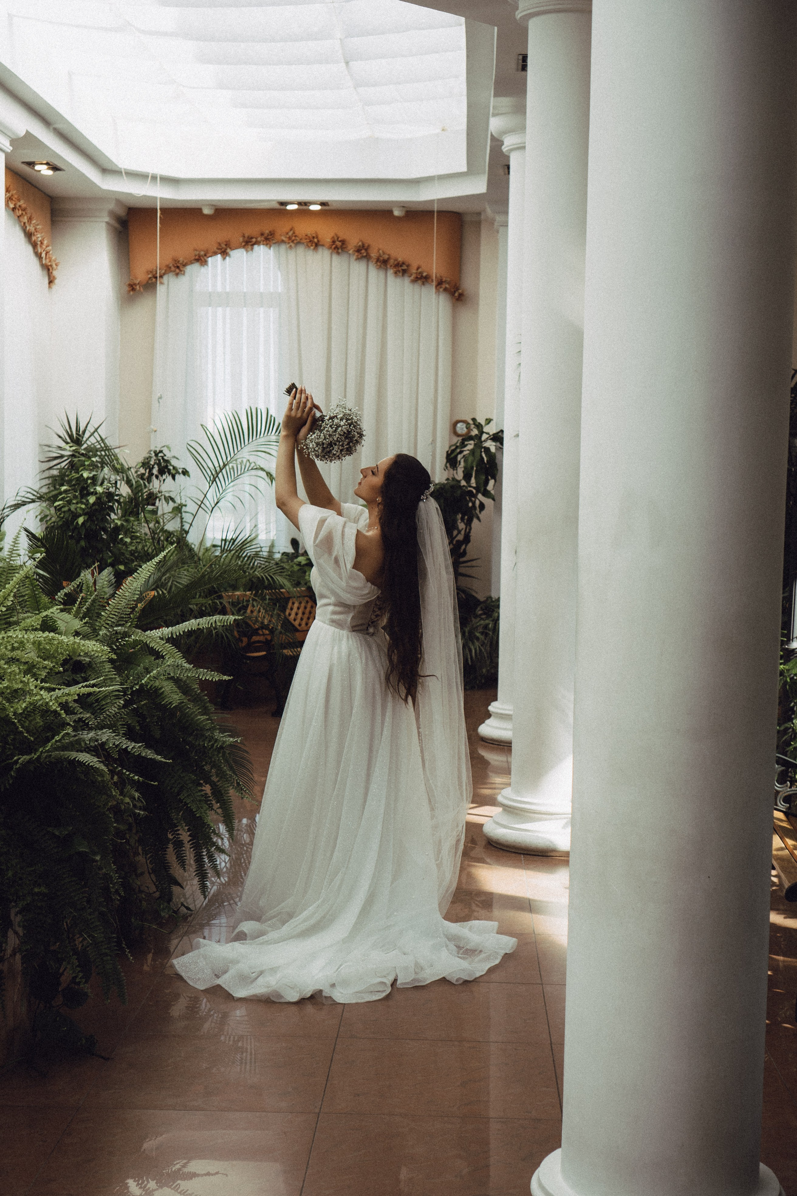 СВАДЕБНАЯ СЬЕМК В ПАРКЕ 300-ЛЕТИЯ. Профессиональный фотограф, Санкт-Петербург — Виктория Богомолова