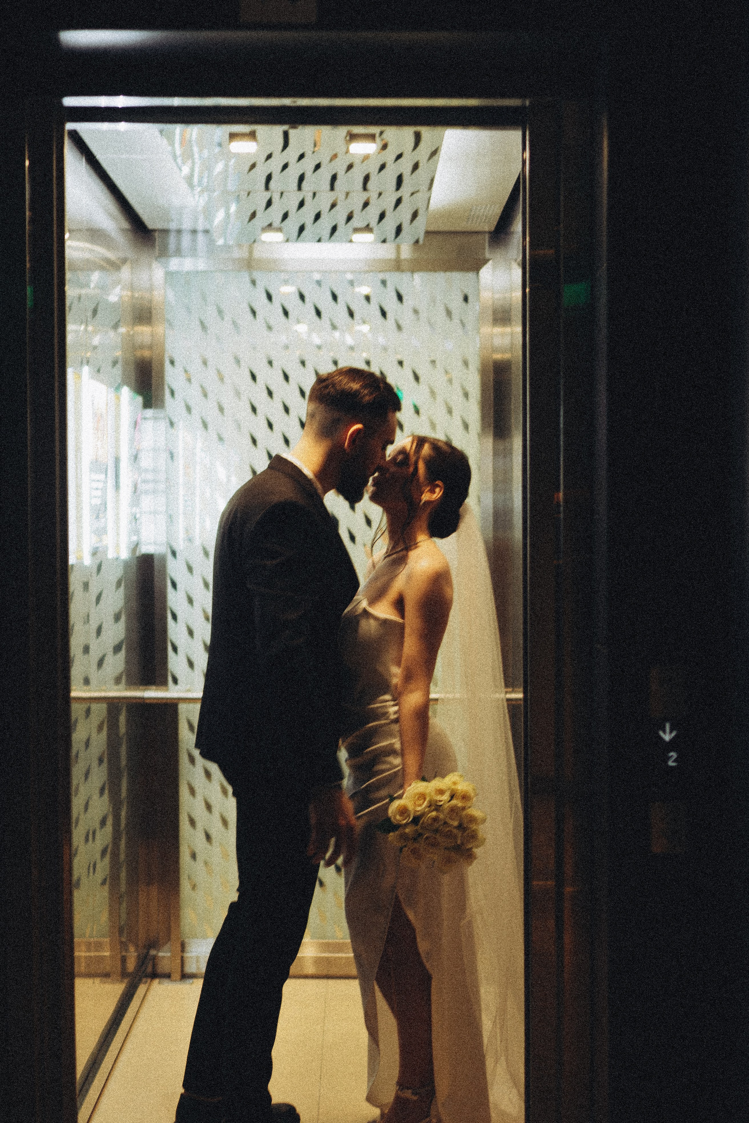 СВАДЕБНАЯ СЬЕМКА СБОРОВ ЖЕНИХА И НЕВЕСТЫ В ОТЕЛЕ И ТАКЖЕ ФОТОСЕССИИЯ В ОТЕЛЕЕ МЕГАПОЛИС БРЯНСК. Профессиональный фотограф, Санкт-Петербург — Виктория Богомолова