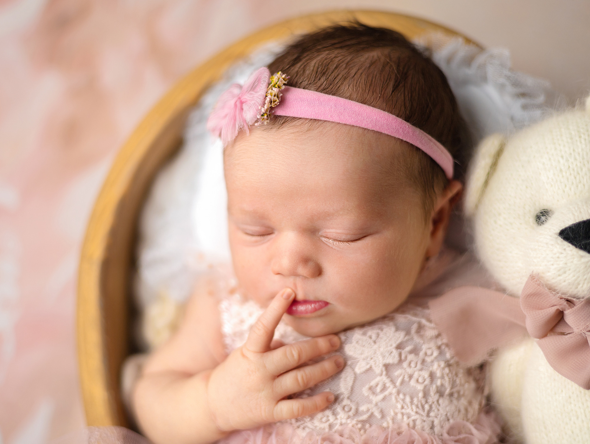 Newborn. Фотограф новорождённых в Казани Нейля Гильмутдинова ньюборн