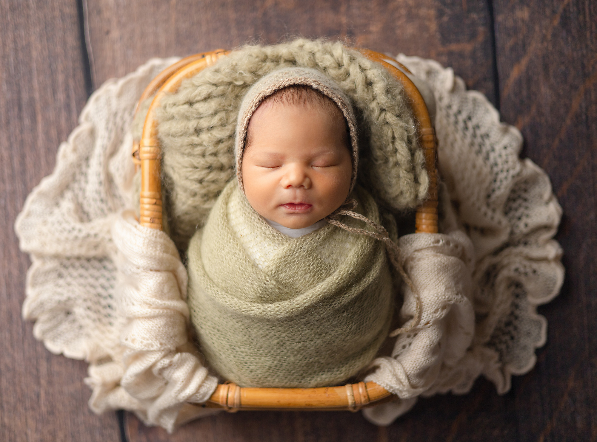 Newborn. Фотограф новорождённых в Казани Нейля Гильмутдинова ньюборн