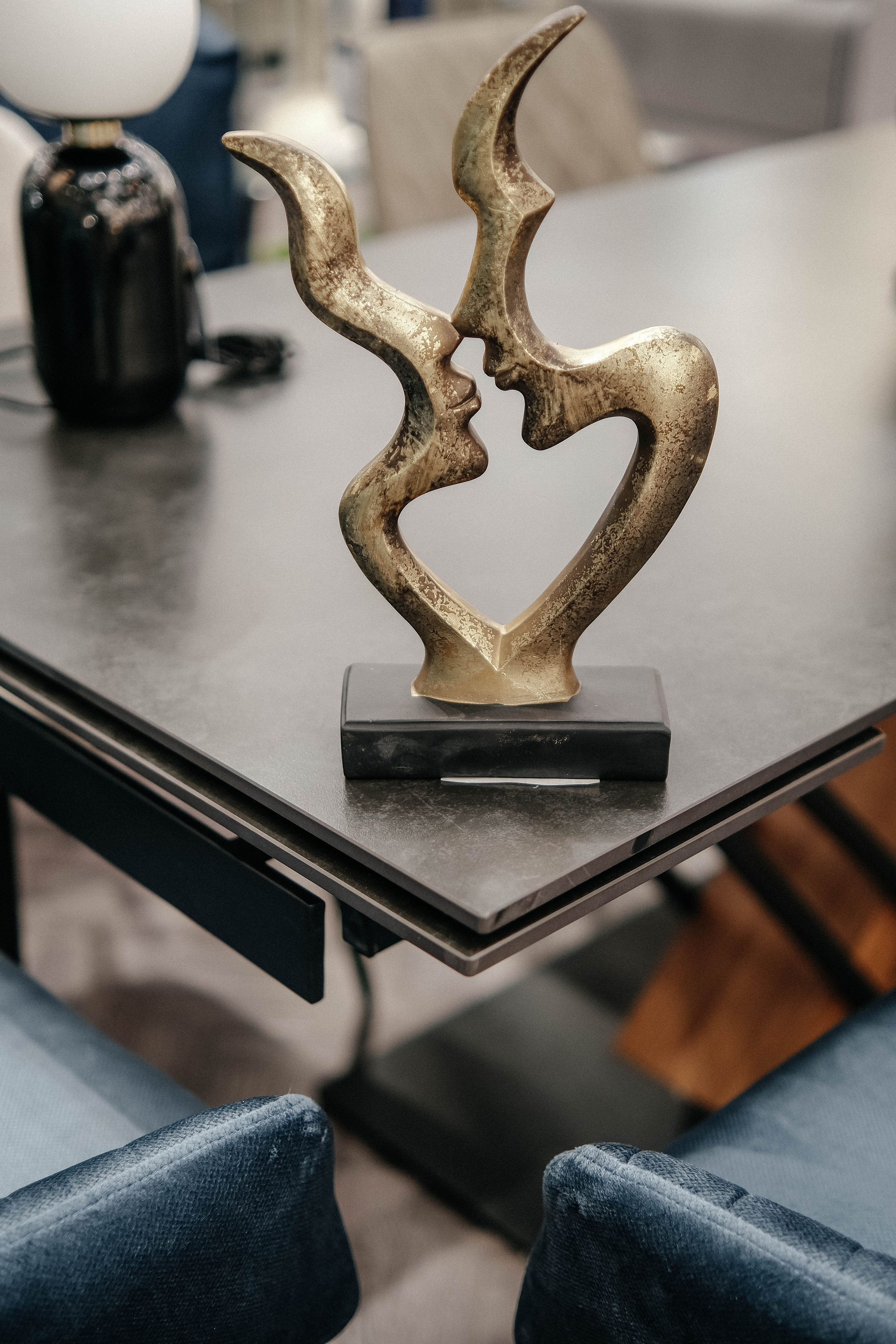 Контент для магазина дизайнерских вещей. Главная