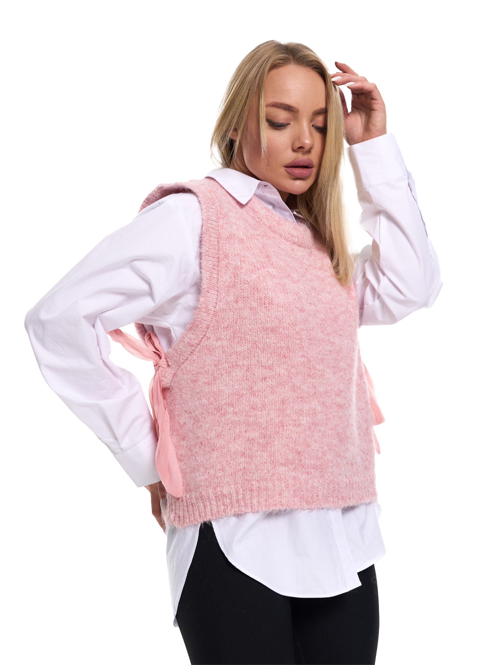 Фотомодель для маркетплейсов Софи. Фотосъёмка для марктеплейсов Studio 11.11