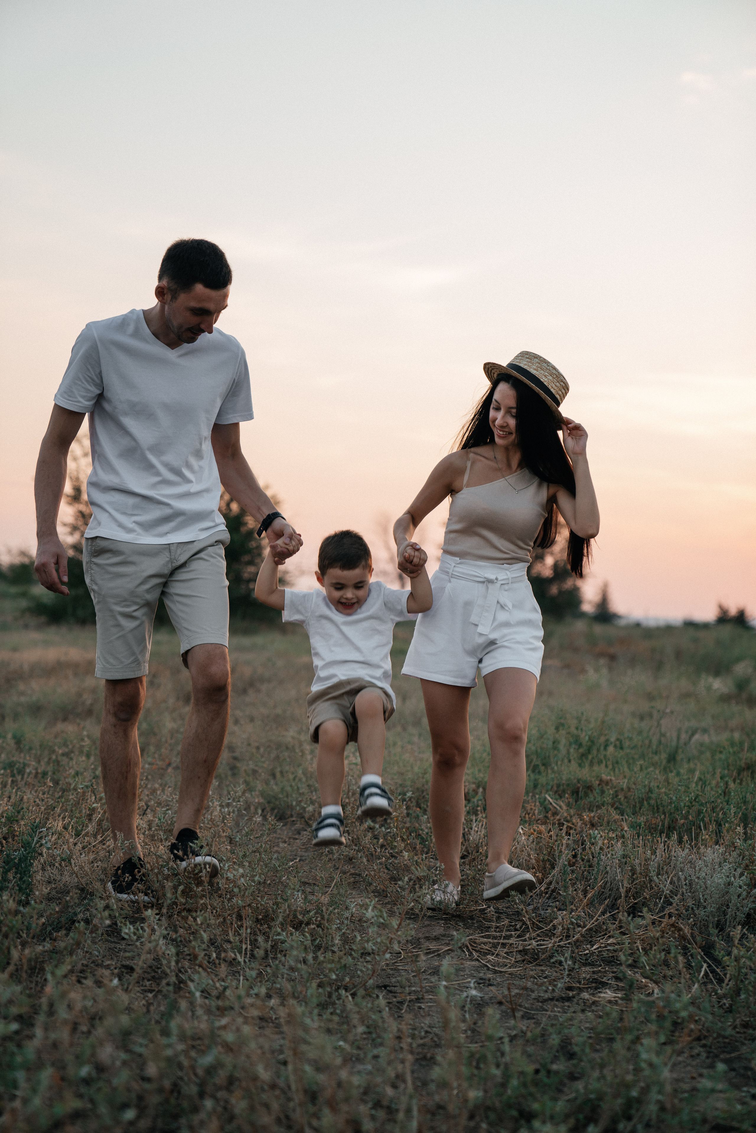 Летняя прогулка. Свадебный и семейный фотограф в Волгограде Юлия Гринева