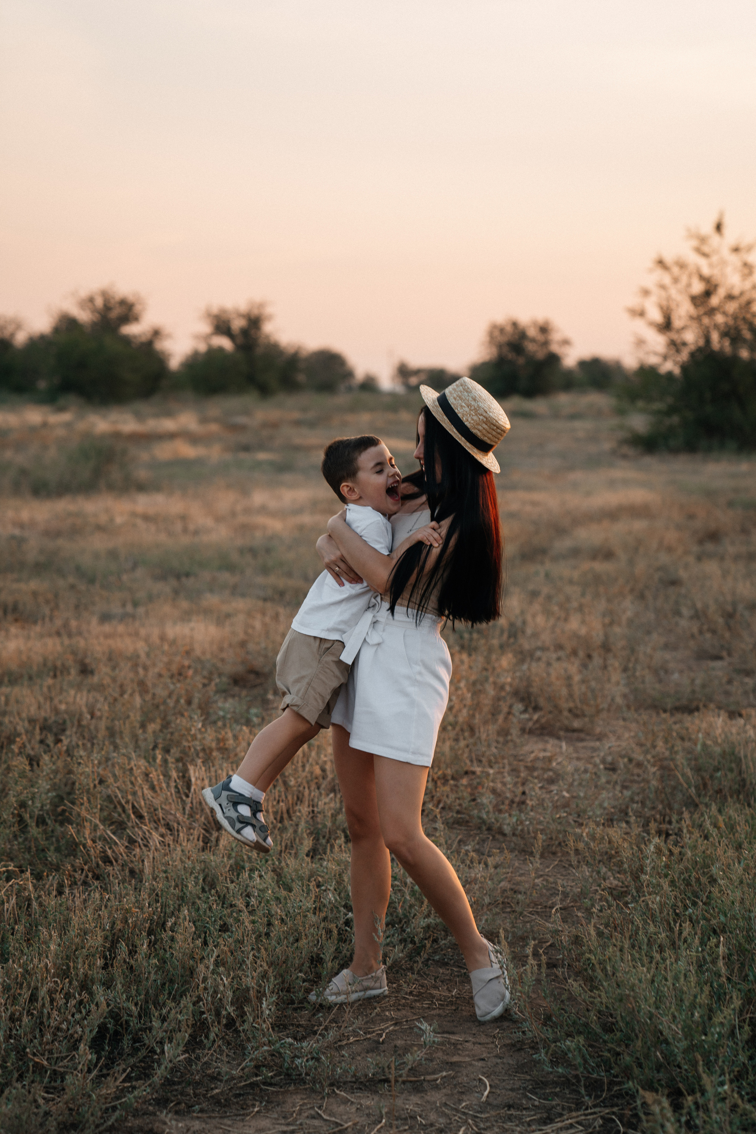 Летняя прогулка. Свадебный и семейный фотограф в Волгограде Юлия Гринева