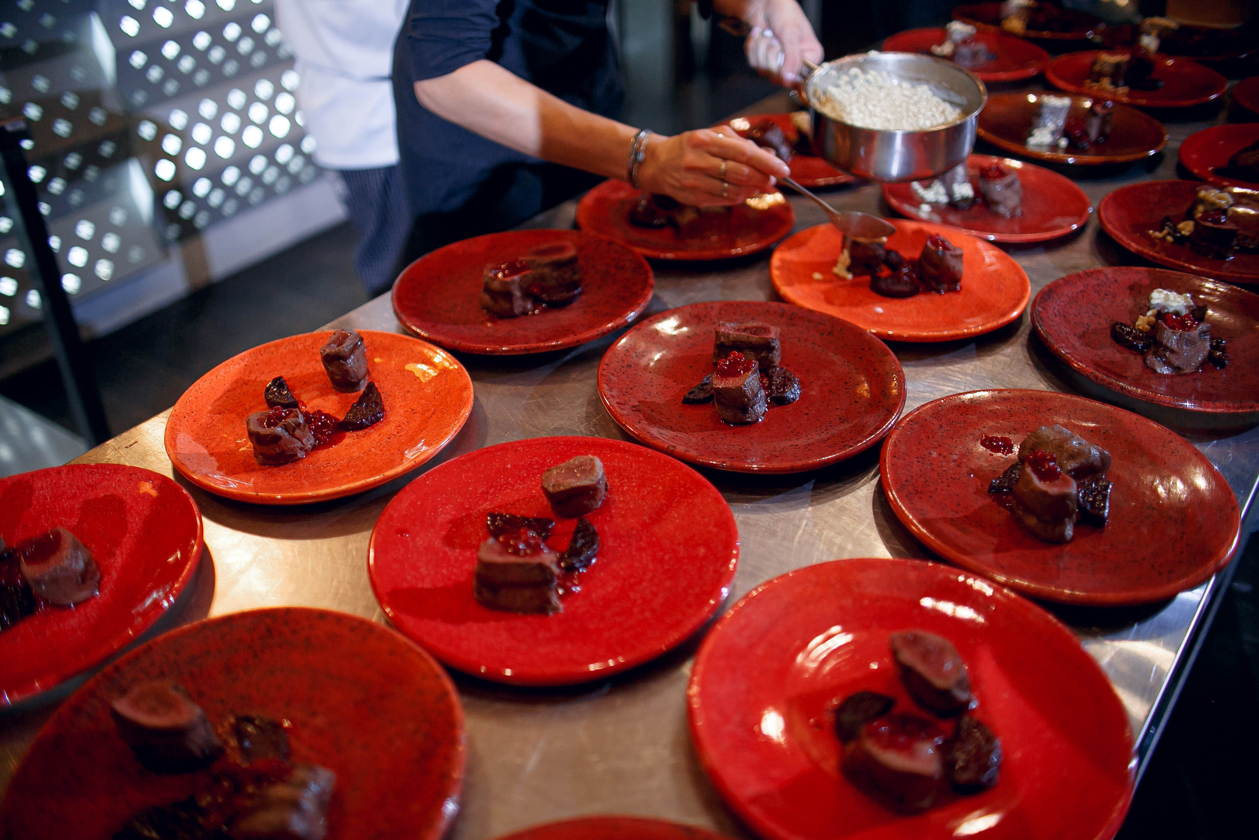 «Мамуке» 6 лет. Ваш репортажный фотограф Артемий Антонов