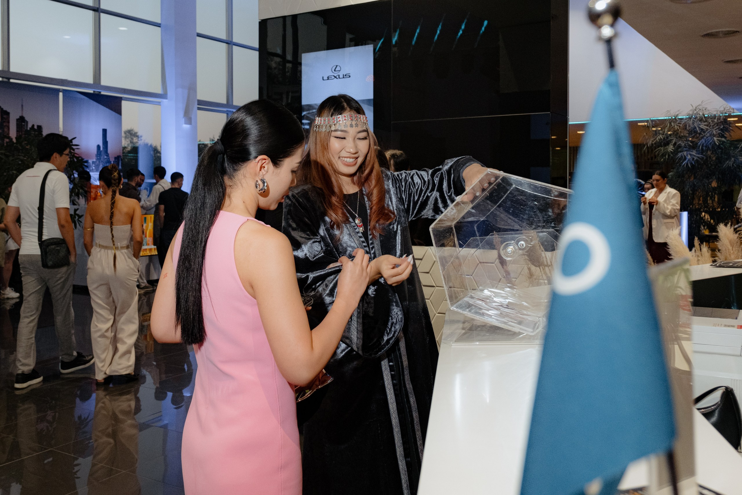 LEXUS. Свадебный фотограф в Алматы Акежан Салыков