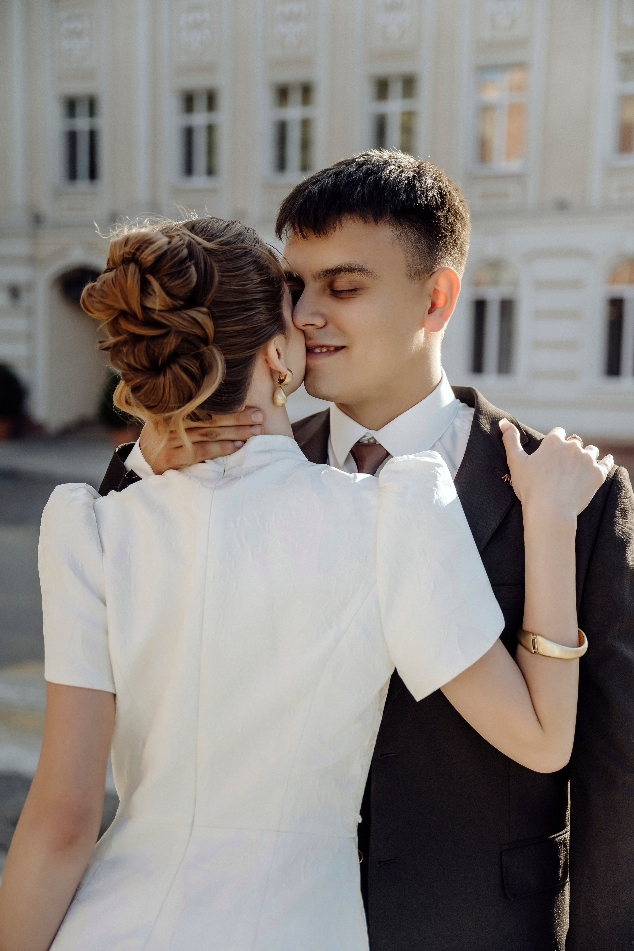 Влюбленные Даниил и Дайана (улица и фотостудия). Свадебный и семейный фотограф Любовь Исланова